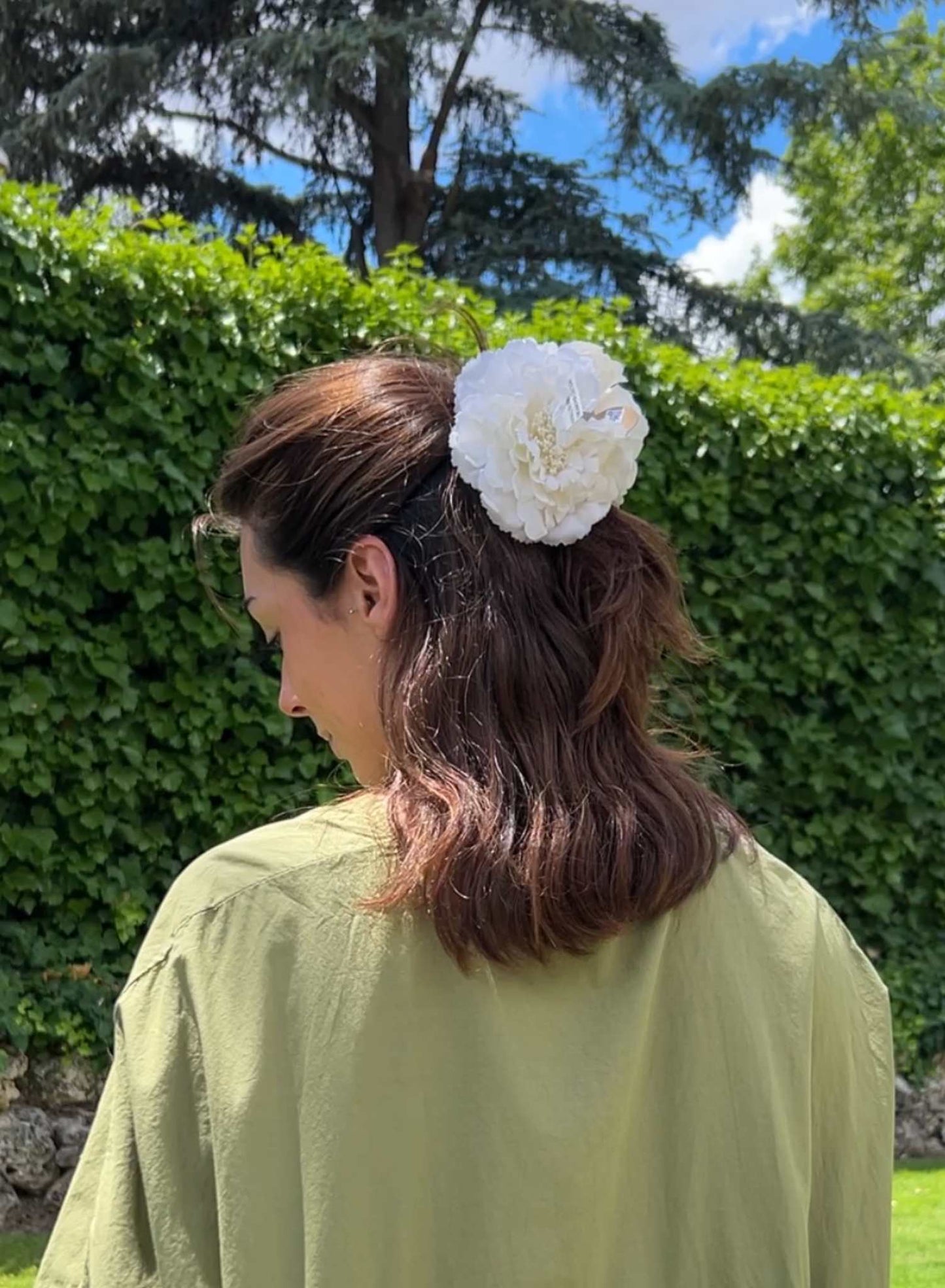 Pinza flor pelo (varios colores)