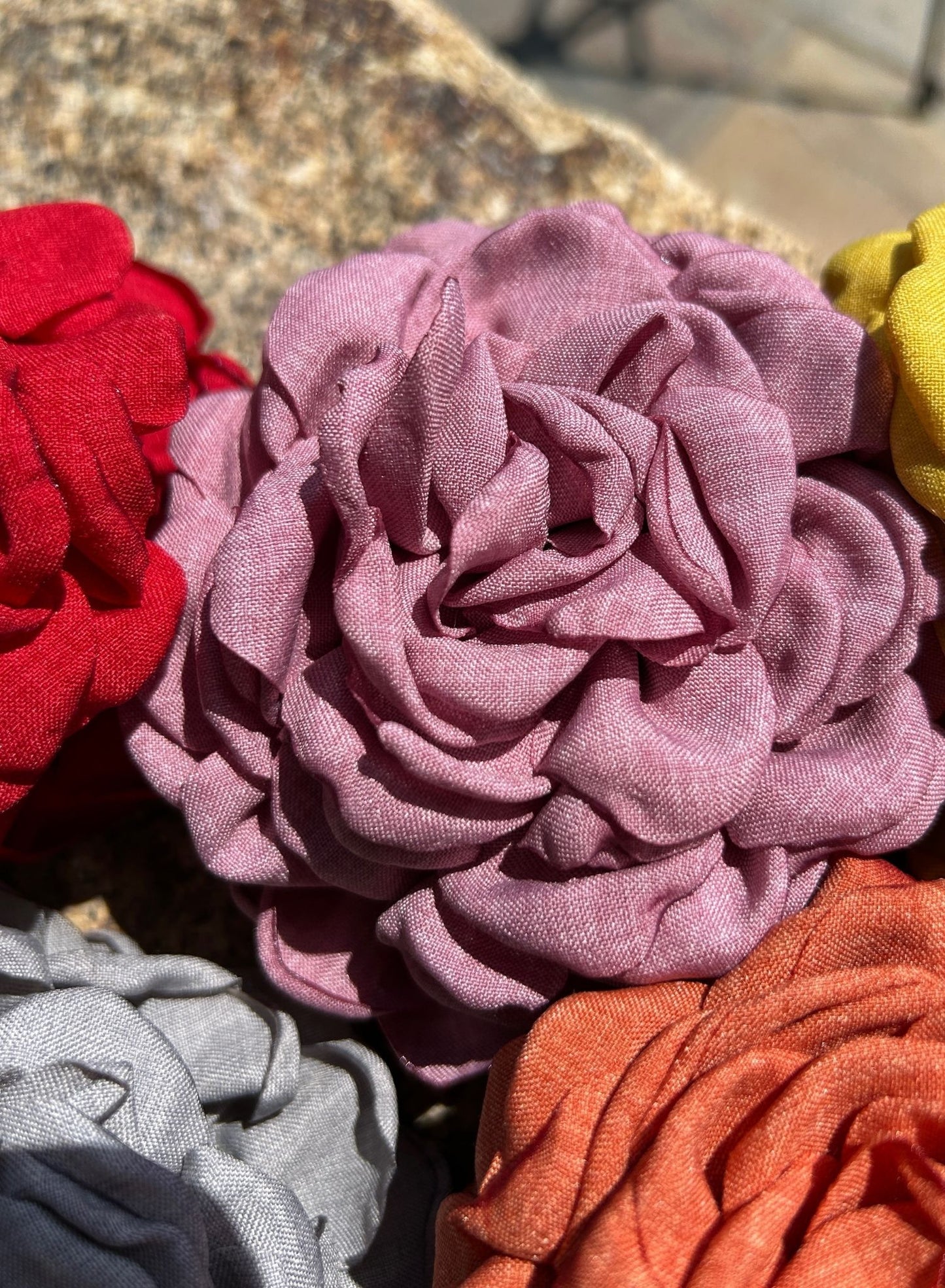 Flower hair clip (various colors)