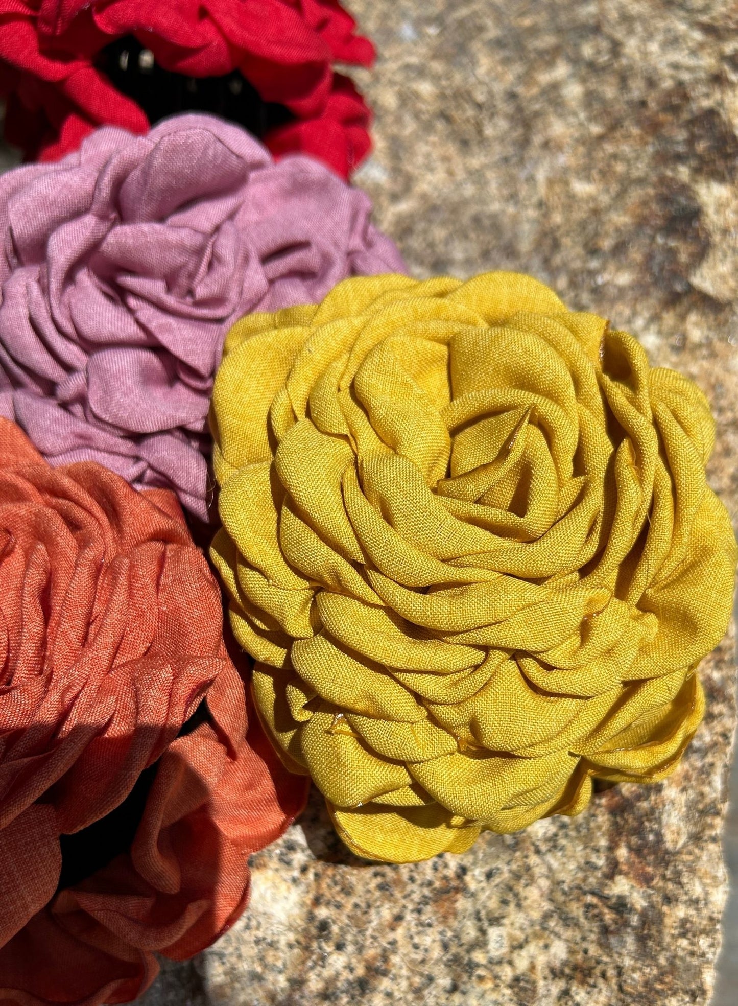Flower hair clip (various colors)