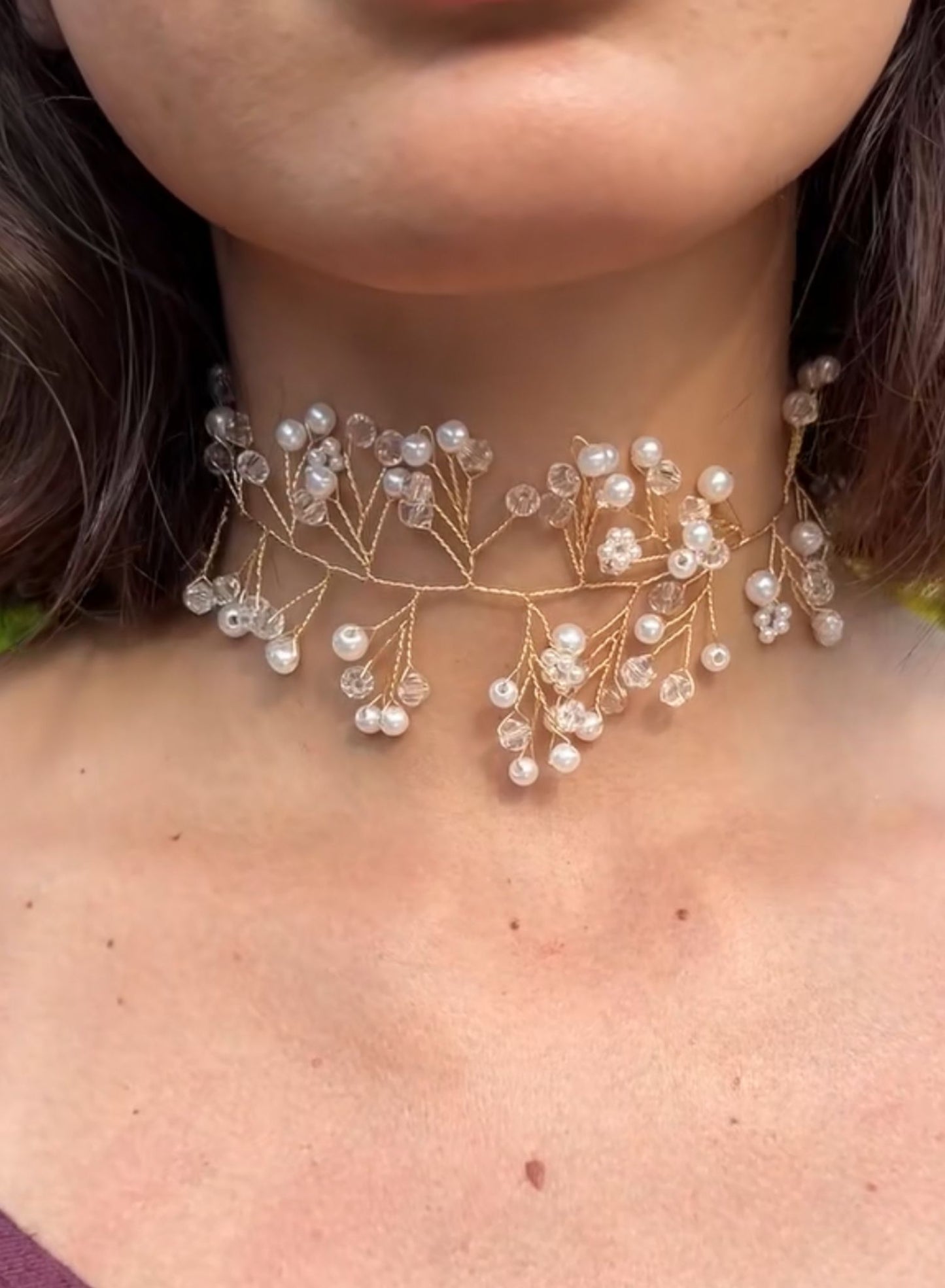Collar piedras blanco