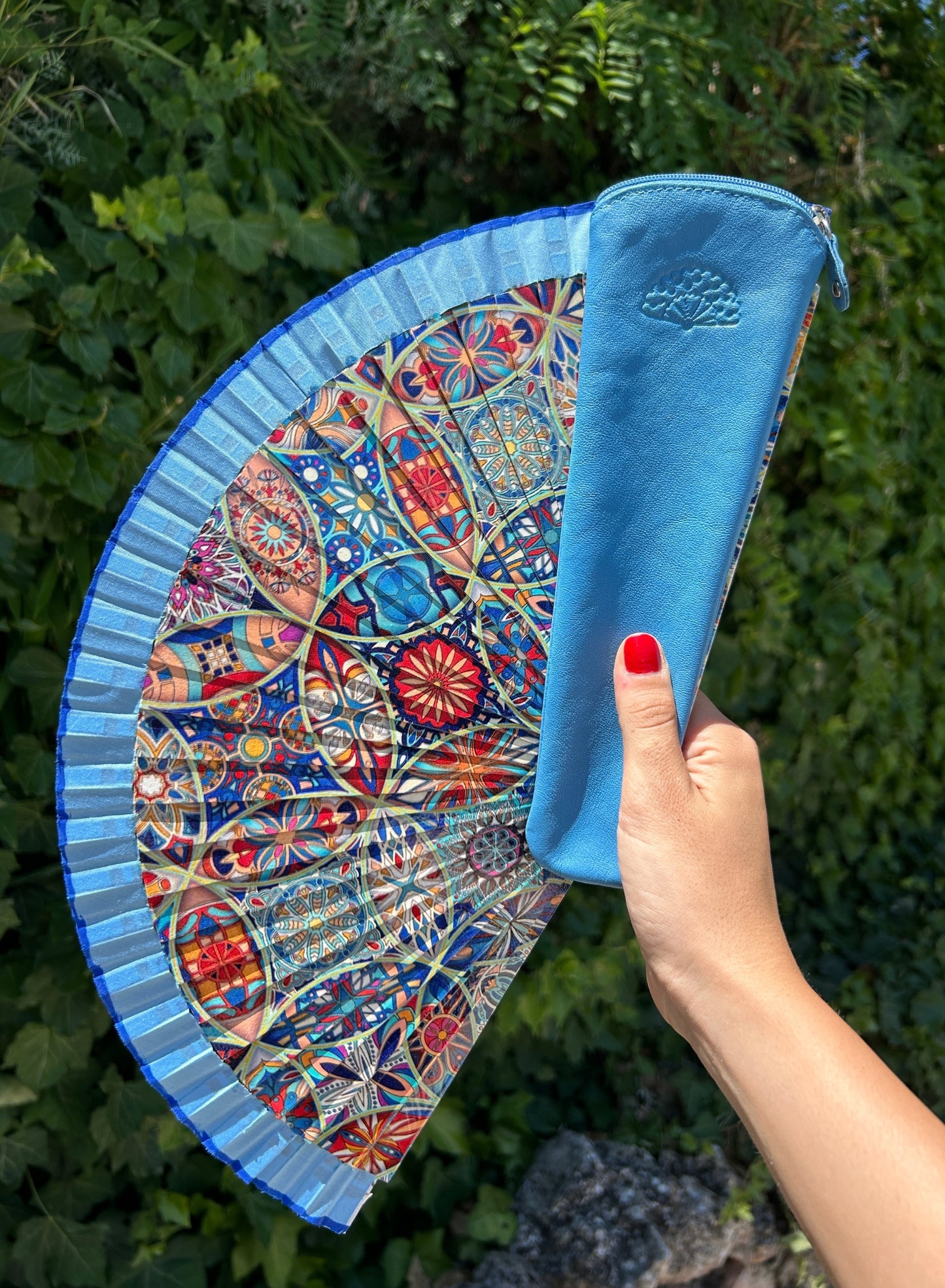 Abanico (disponible en varios colores)