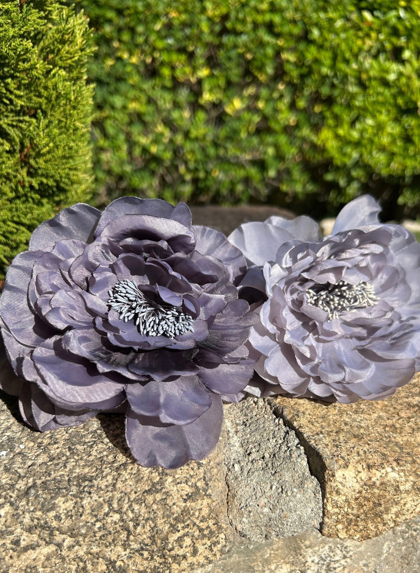 Pinza con flor (varios colores)