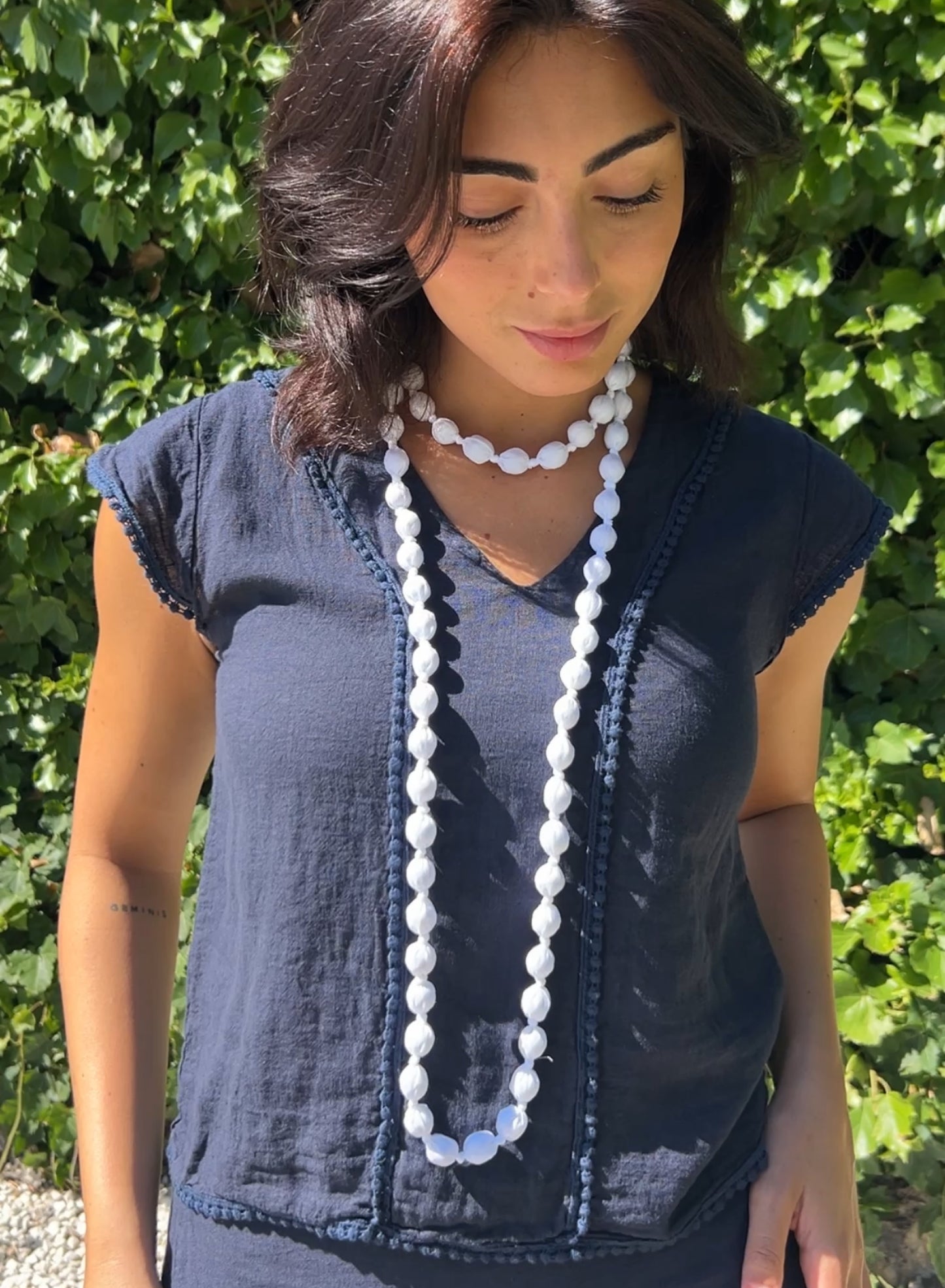 Collar seda blanco