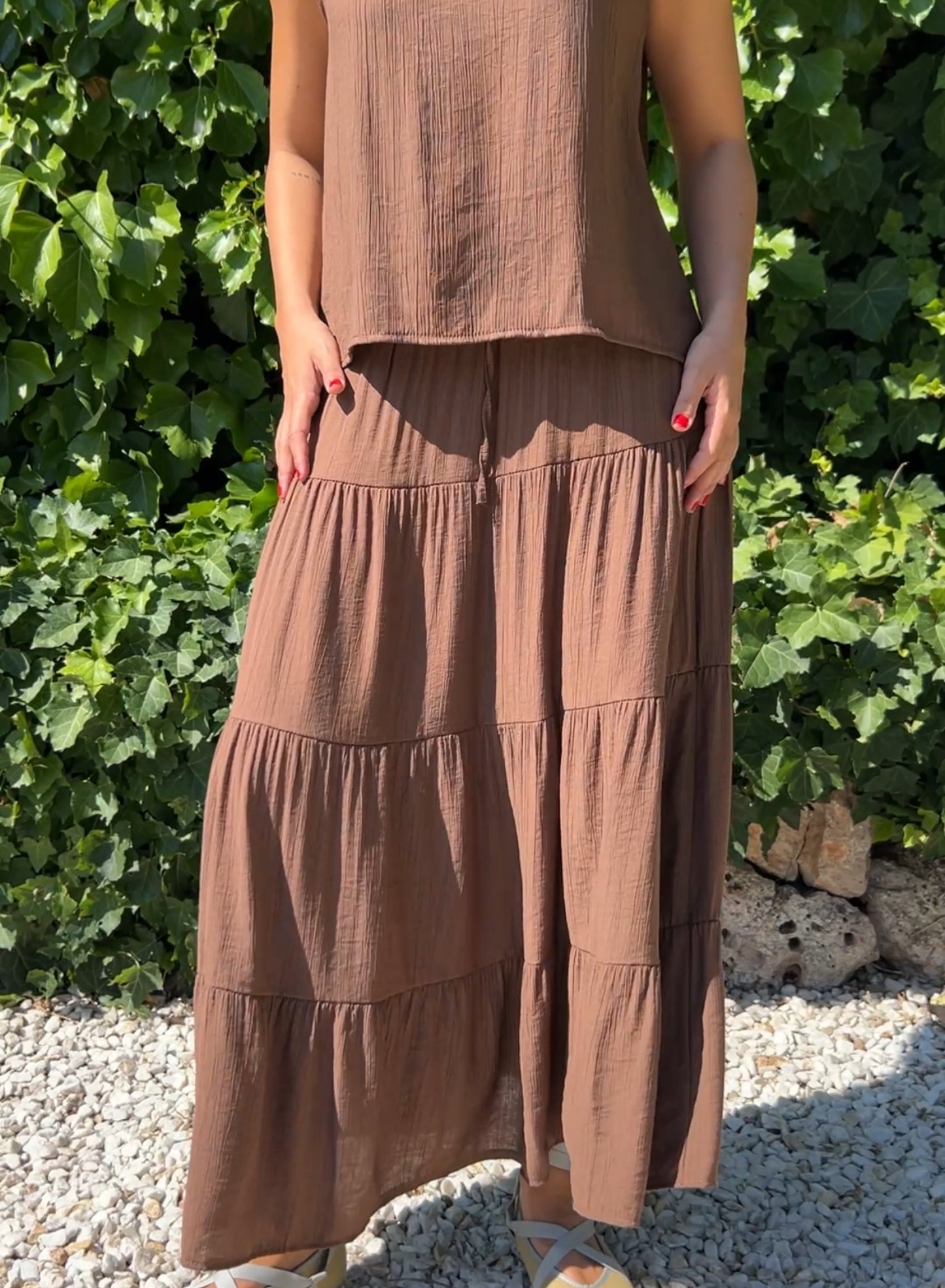 Falda marrón