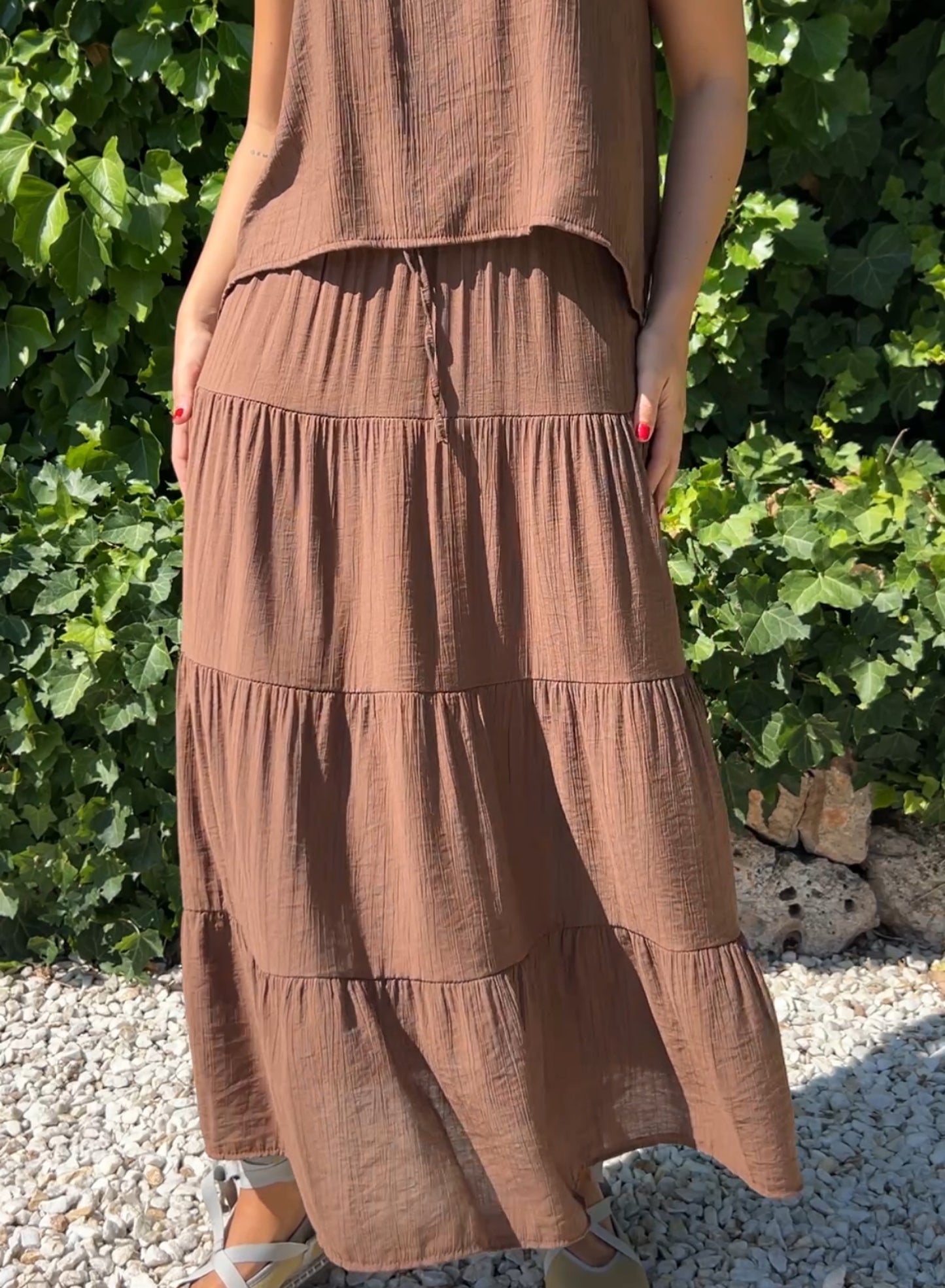 Falda marrón
