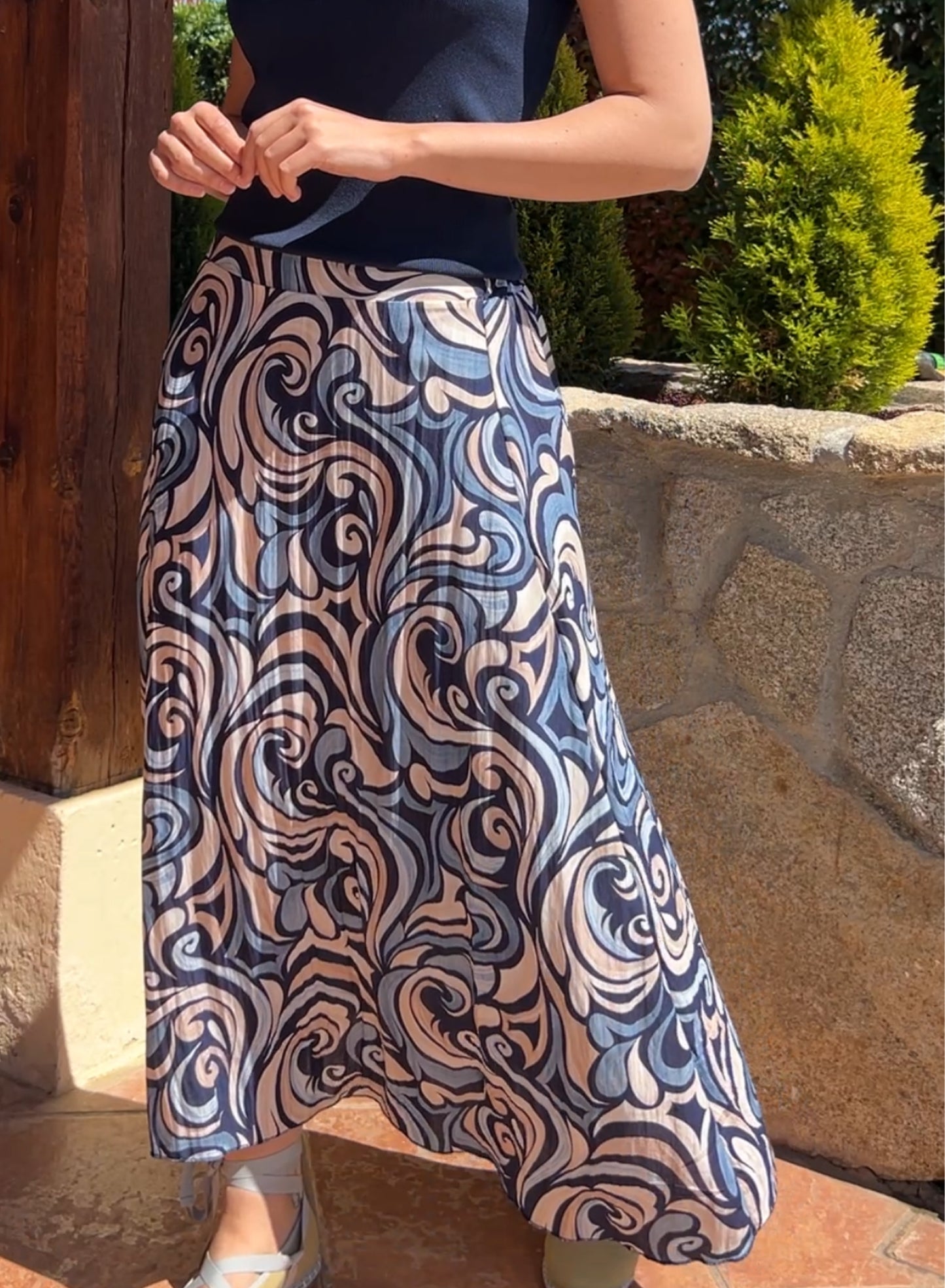 Blue printed skirt