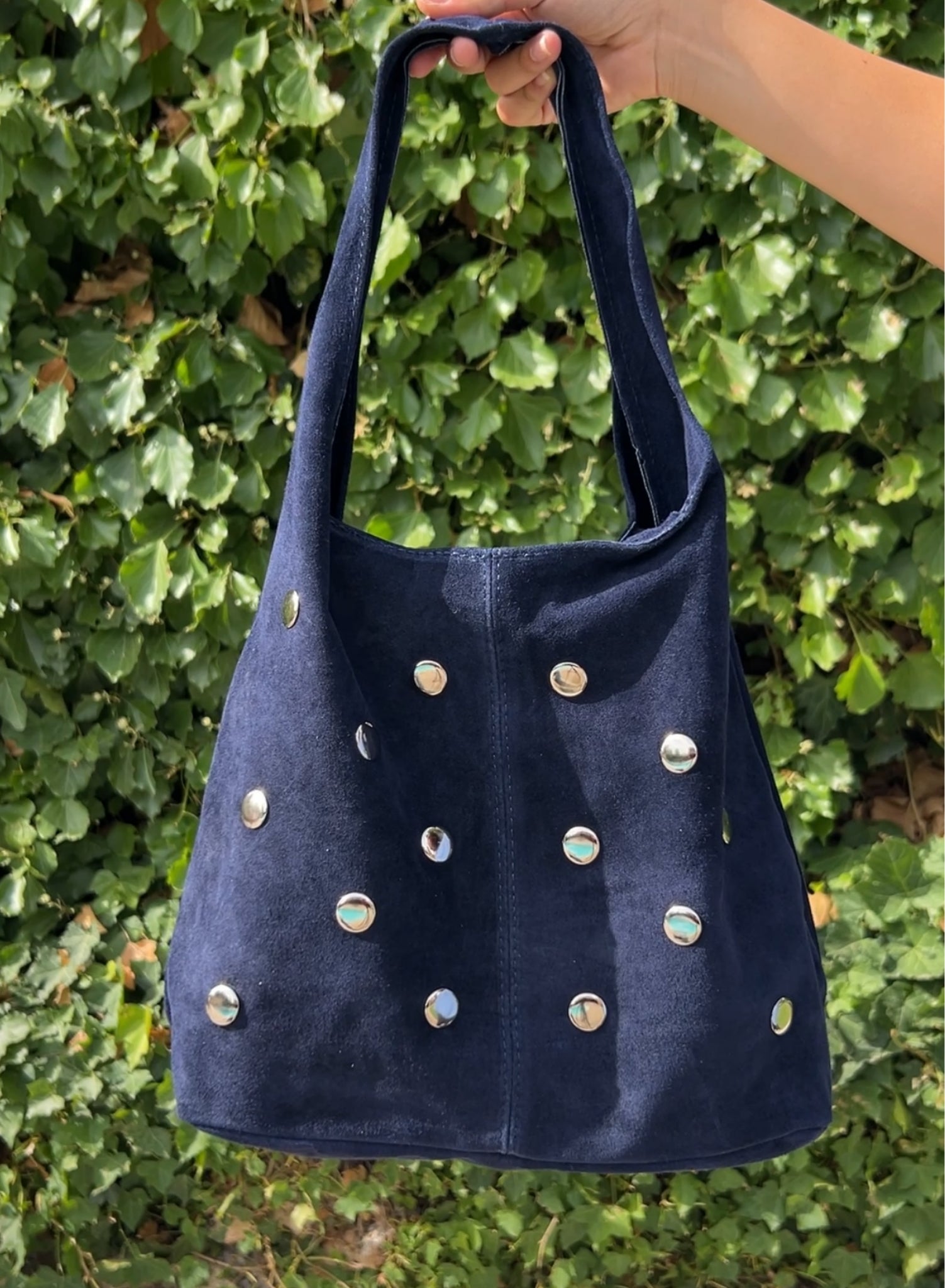 Bolso tachas