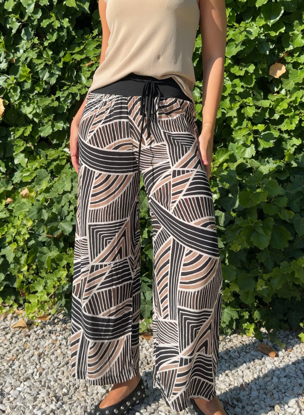 Pantalón fluido negro