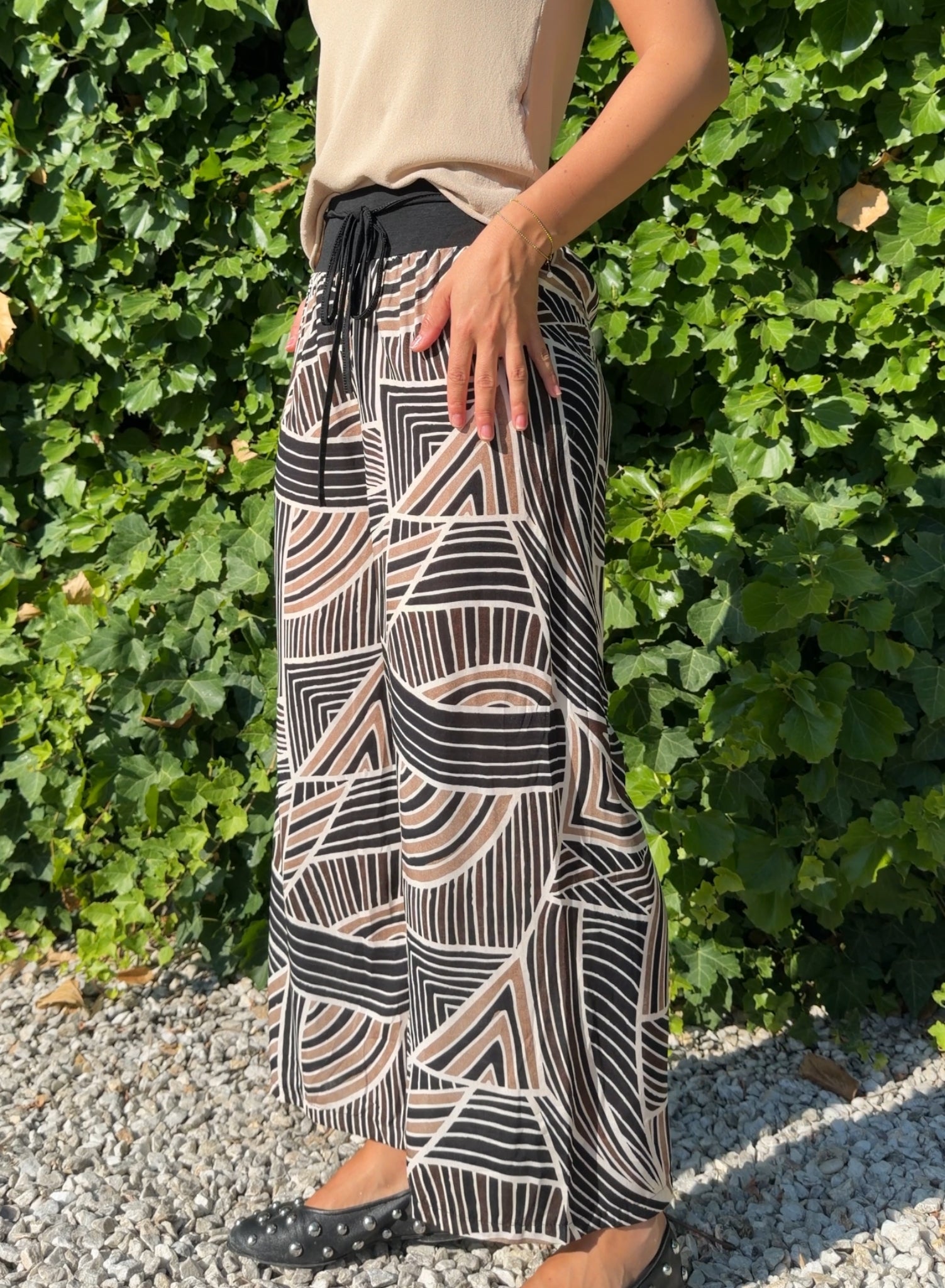 Pantalón fluido negro
