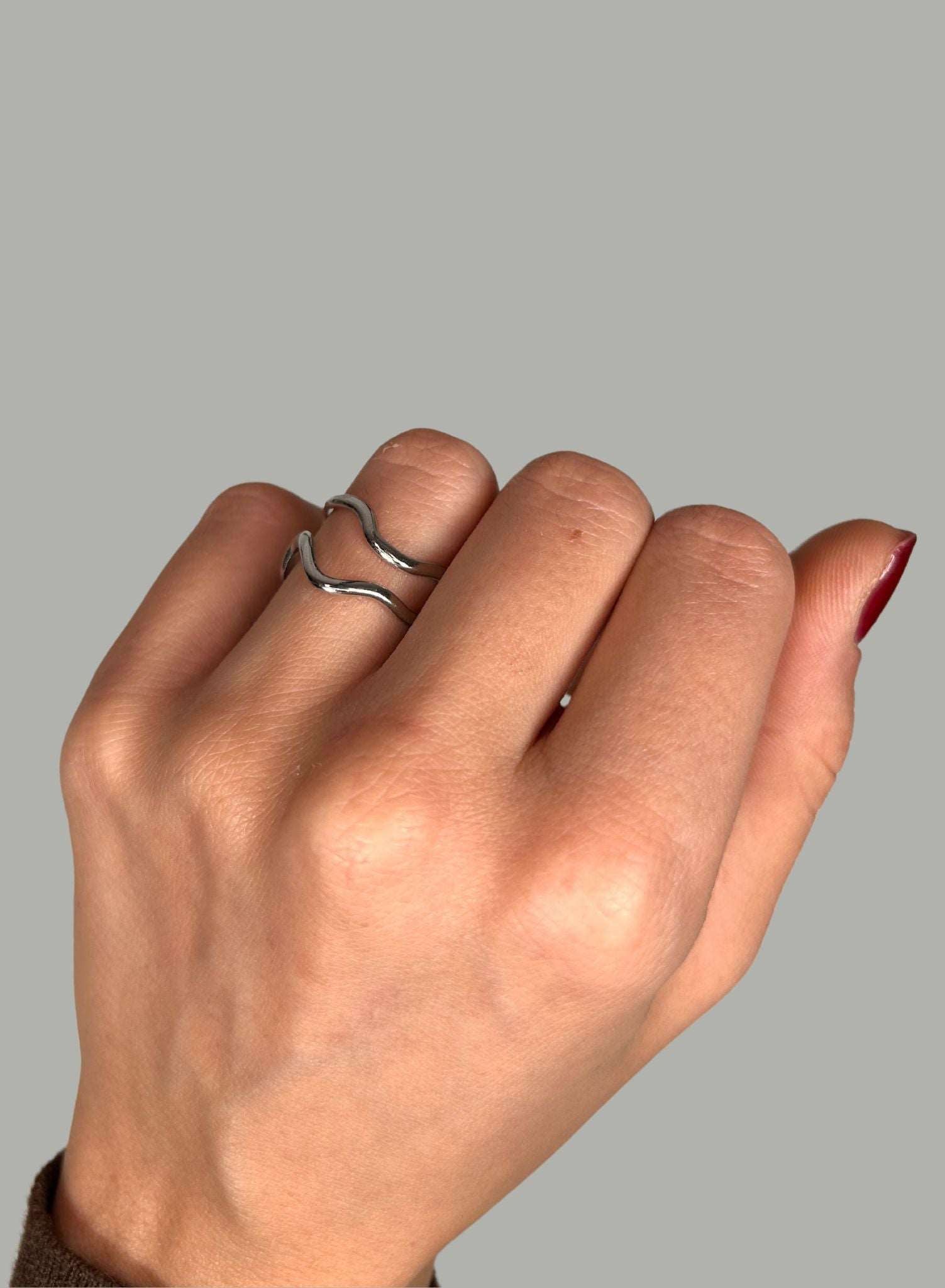 Anillo onda plateado