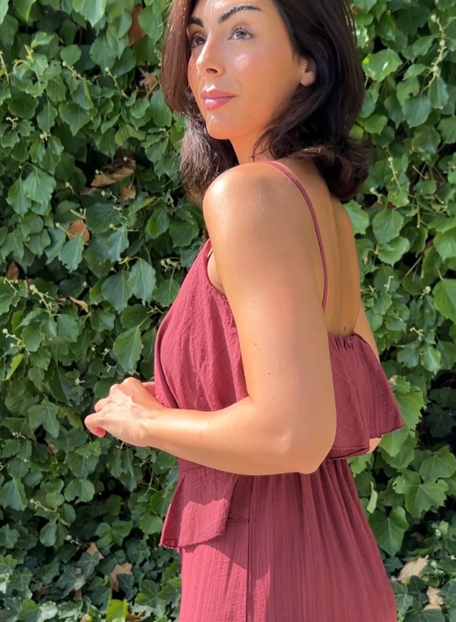 Vestido volantes fresa
