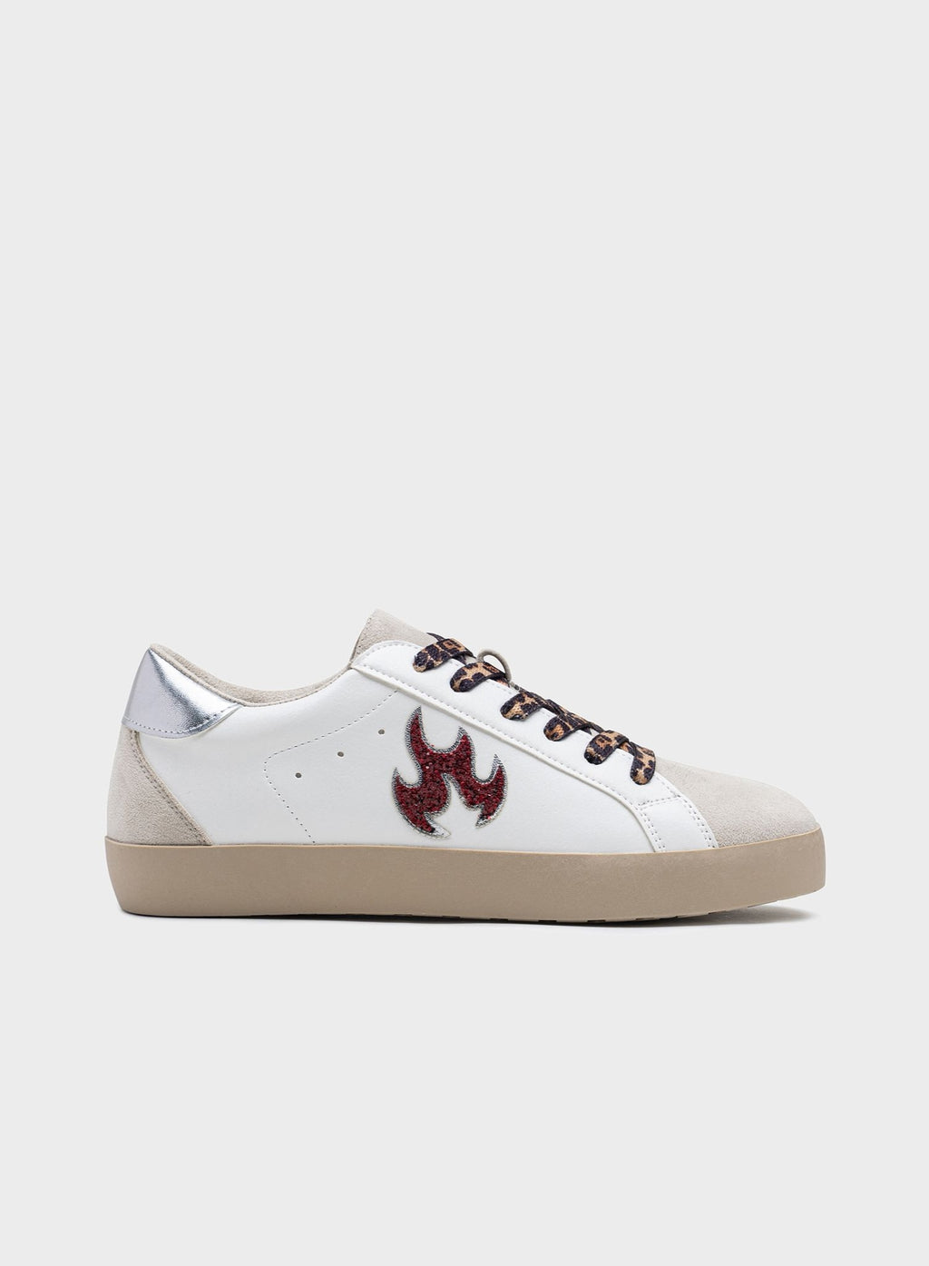 Zapatilla fuego