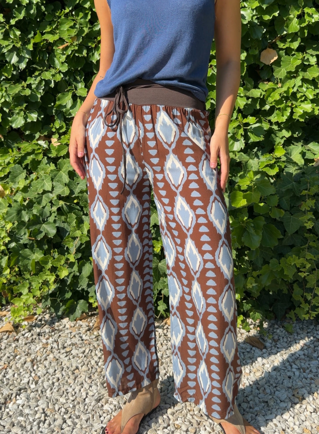 Pantalón fluido choco