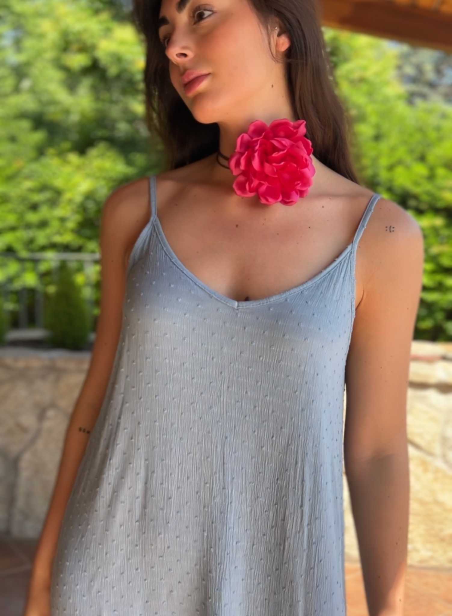 Choker flor multiposición
