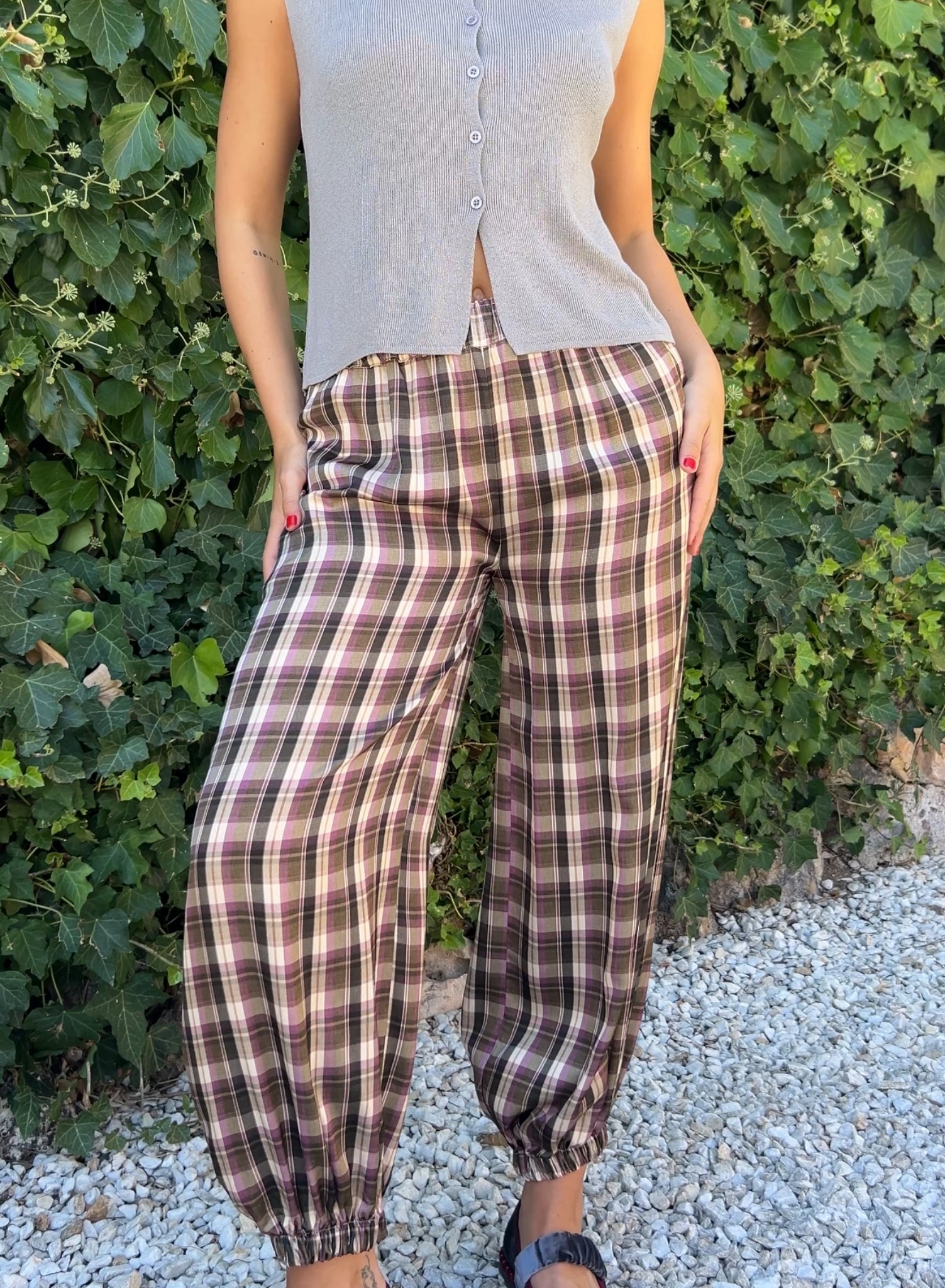 Pantalón raso bombacho cuadros