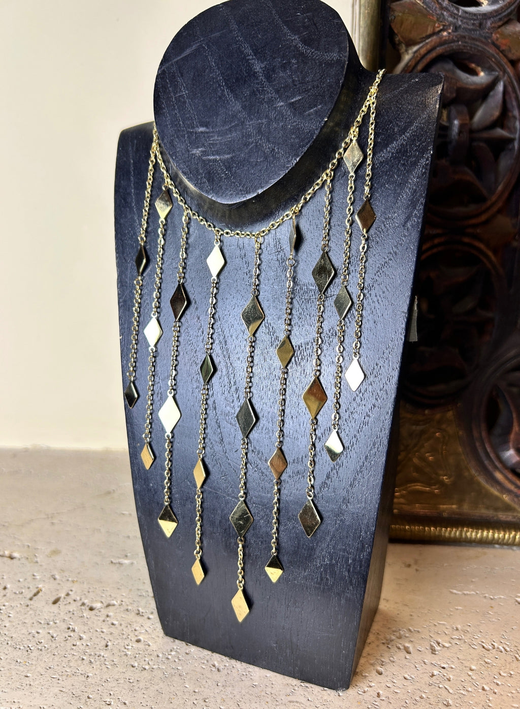 Collar lluvia rombos