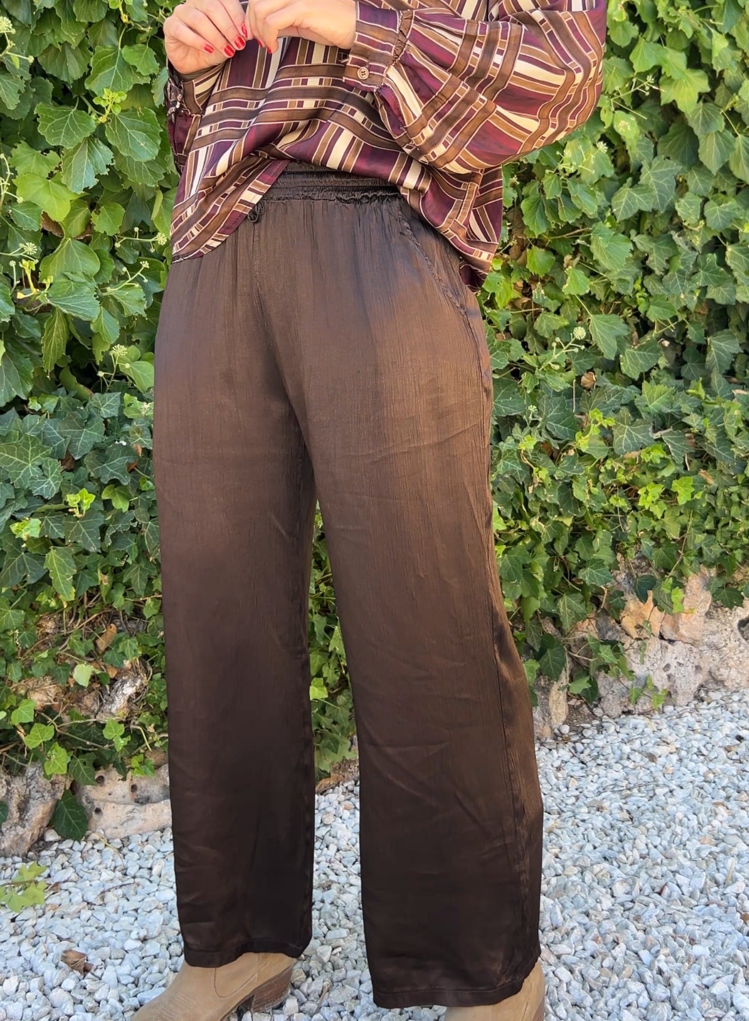 Pantalón raso choco pequeño