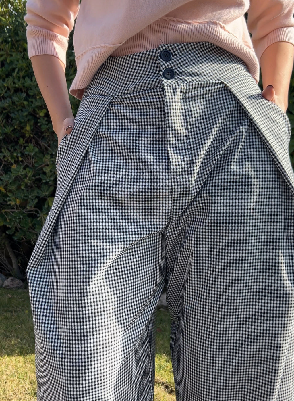 Pantalón cuadros pinzas