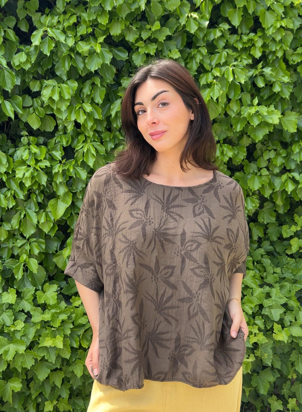 Blusa Hojas choco