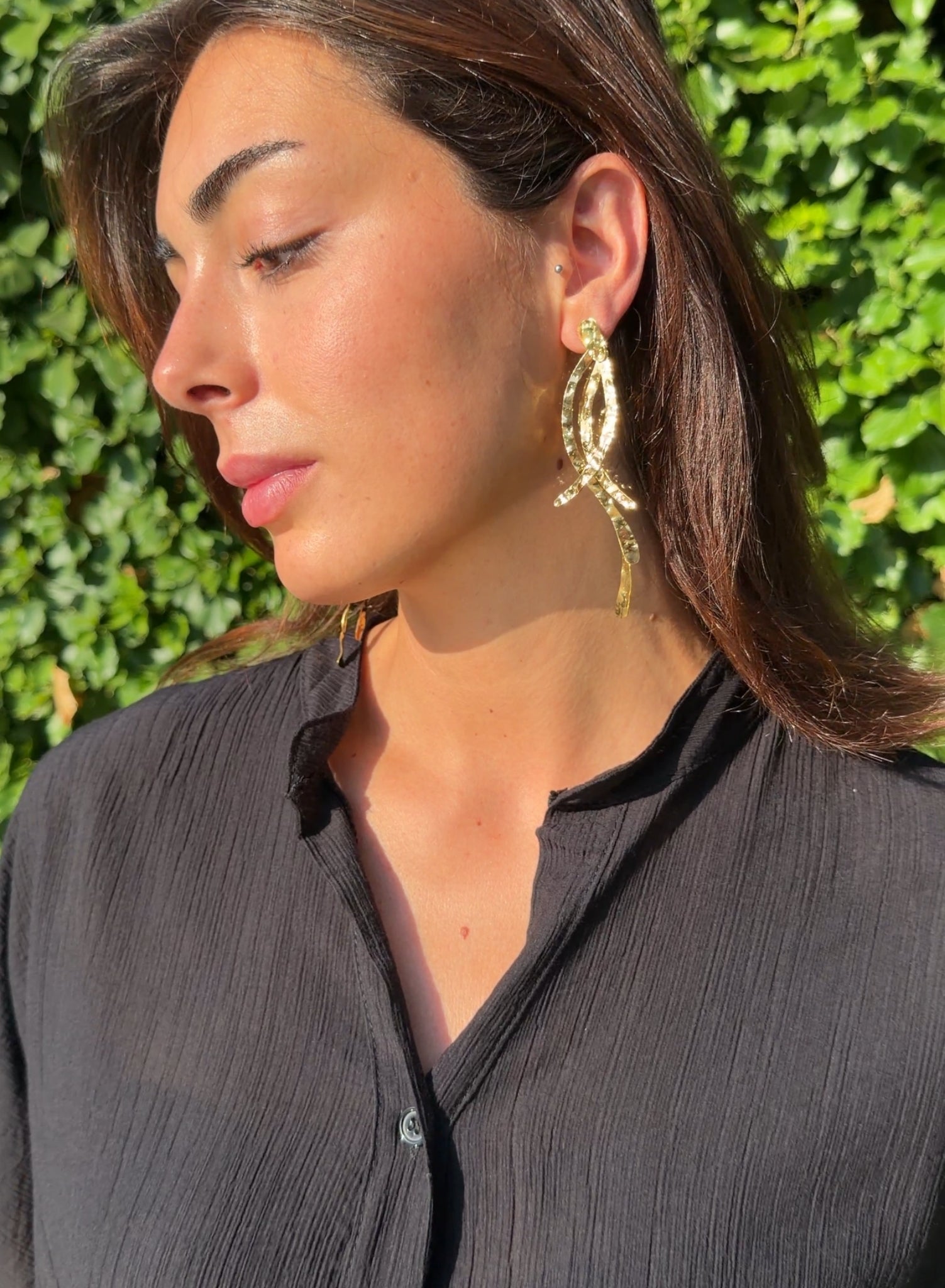 Pendientes hojas dorado