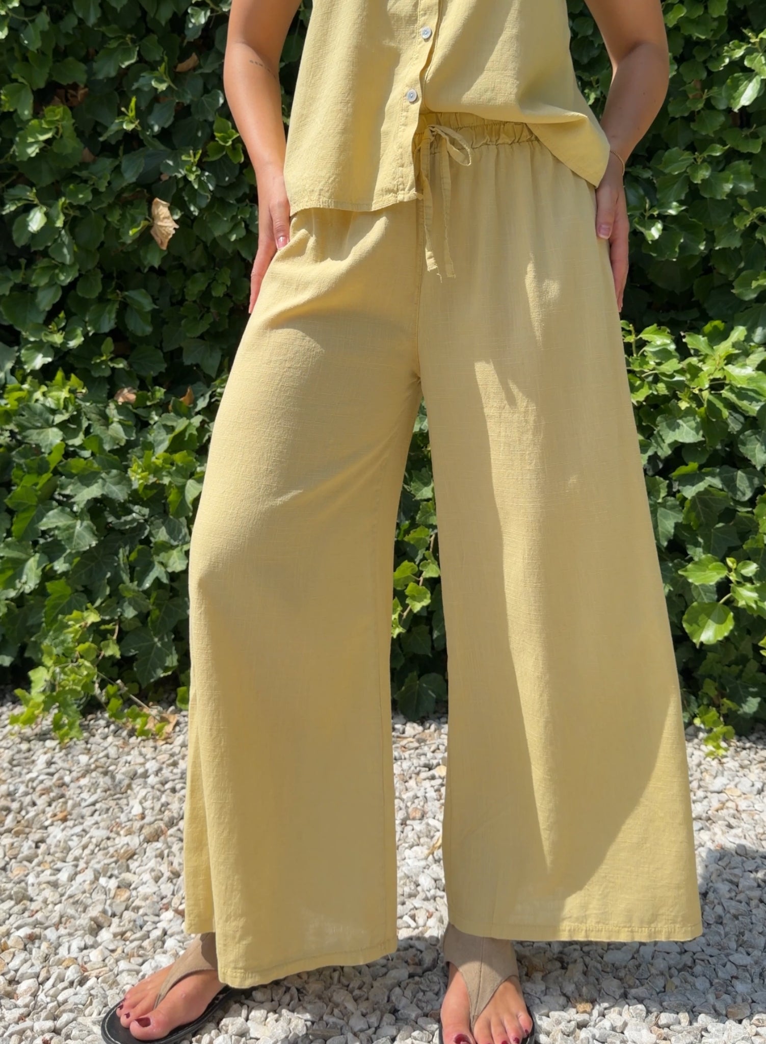 Pantalón cloti amarillo