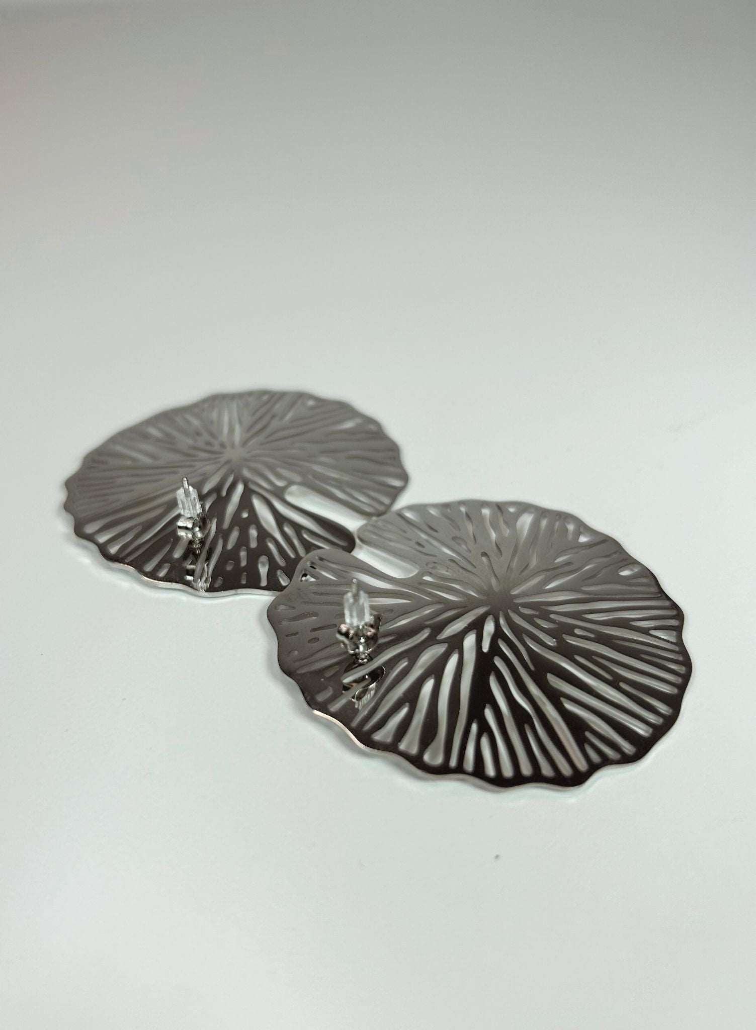 Pendientes Grandes Flor Plateada