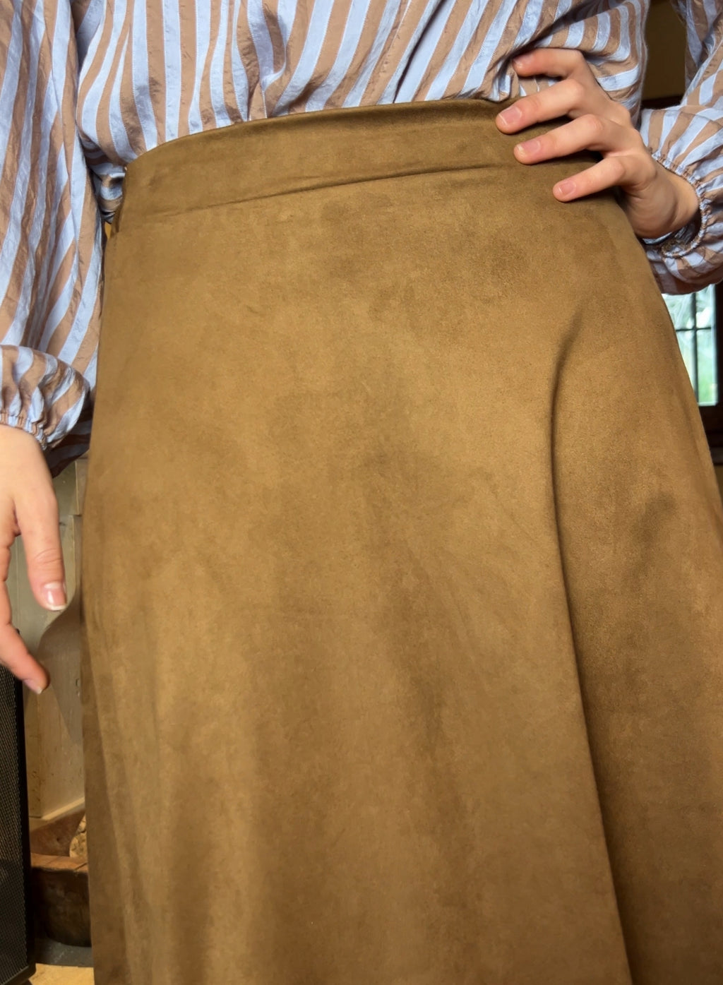 Falda antelina camel