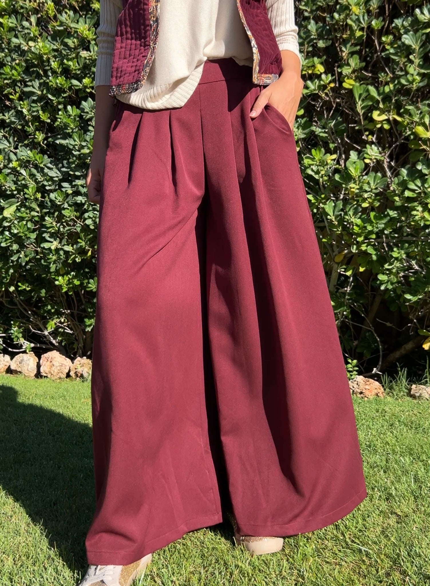 Pantalón traje granate