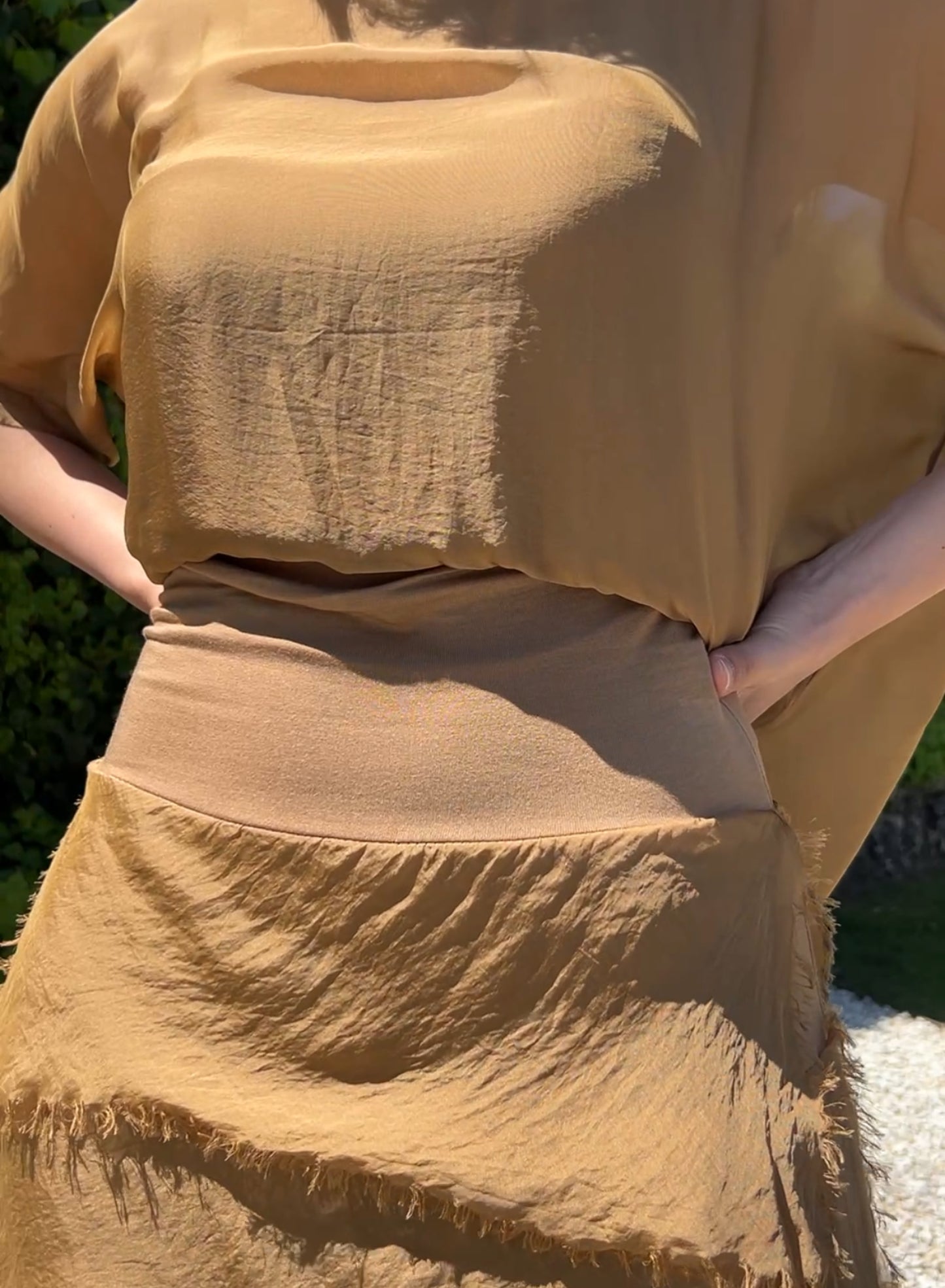 Camel silk skirt