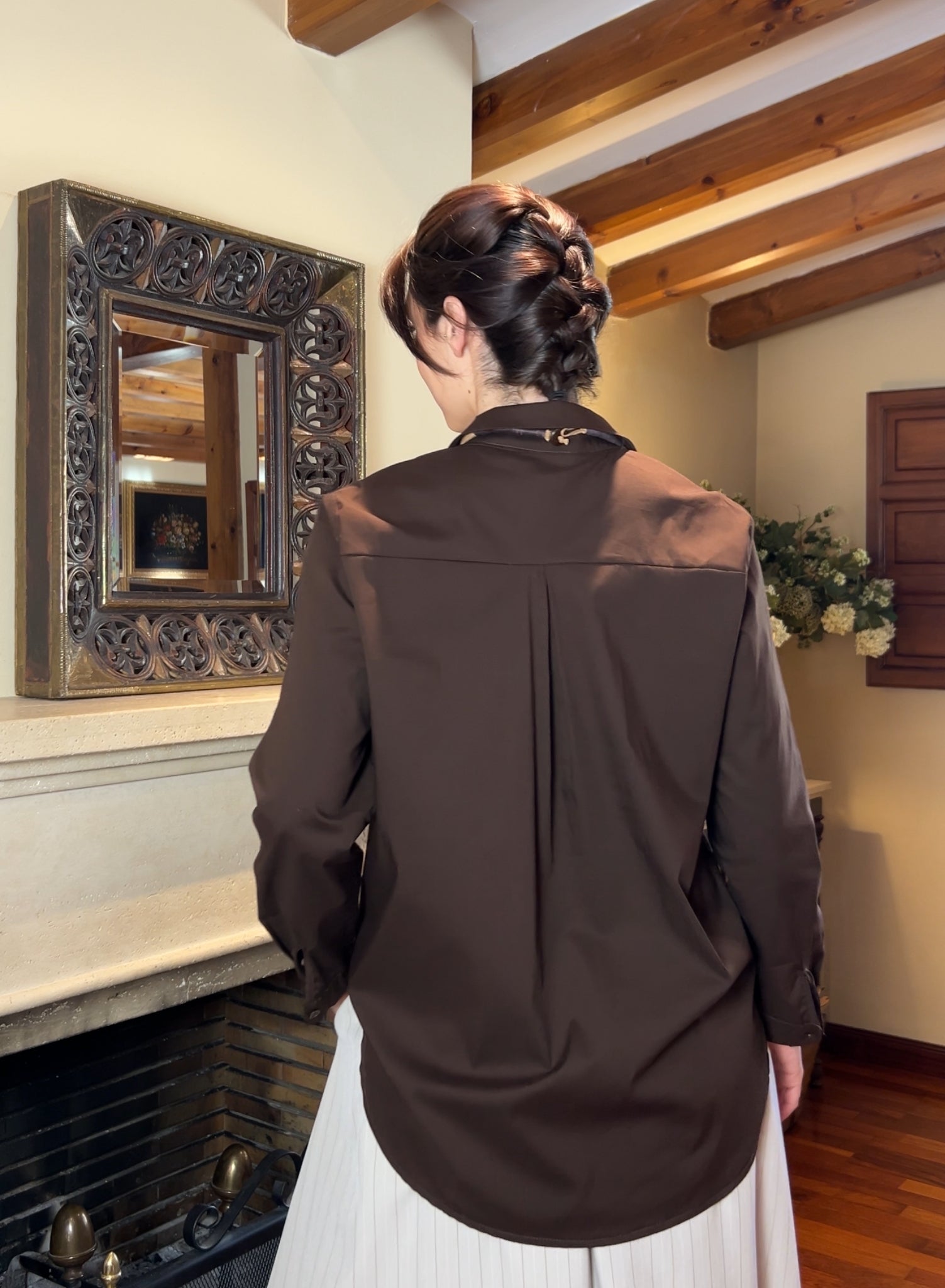 Camisa básica choco