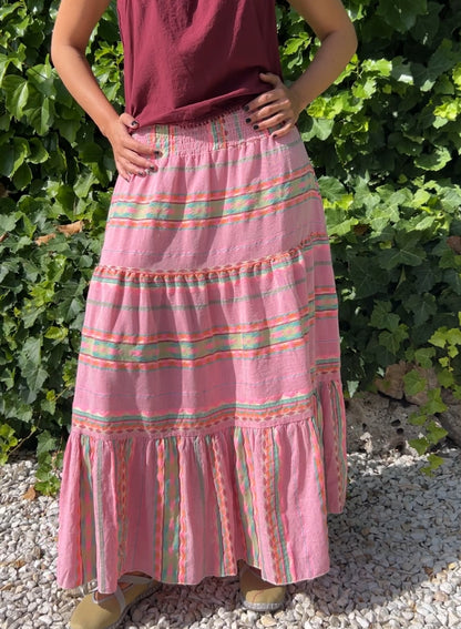 Falda étnica rosa