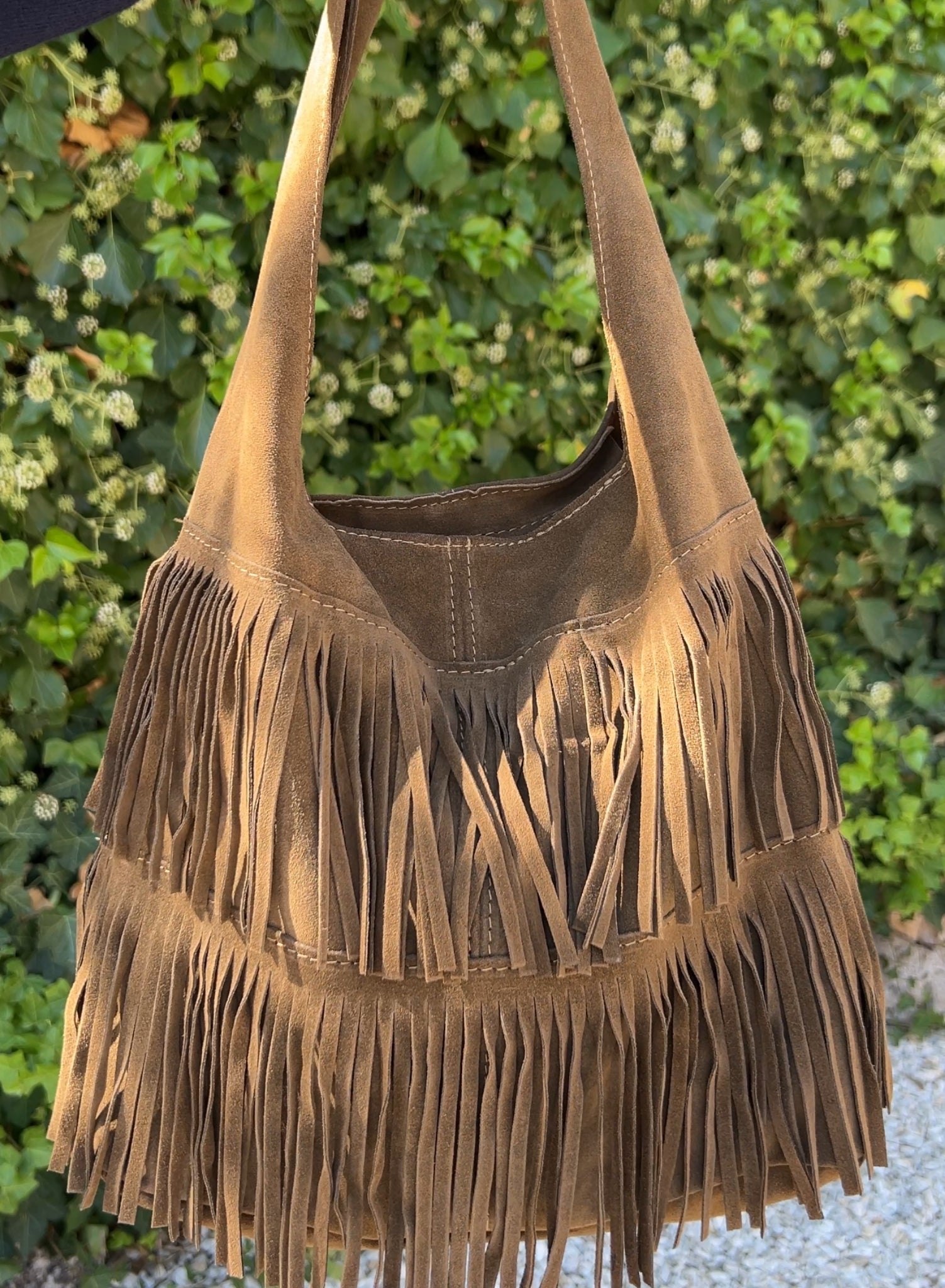 Bolso flecos topo