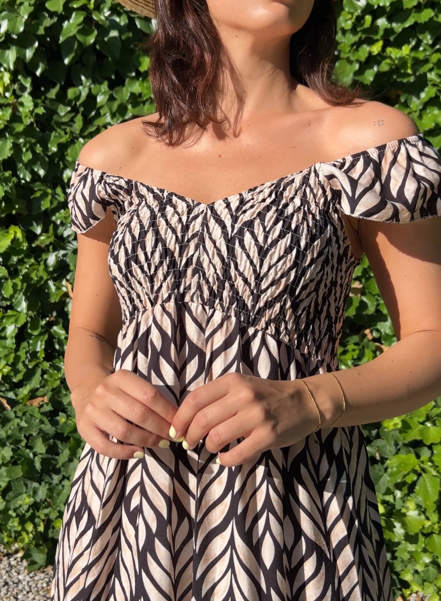 Vestido zarela hojas
