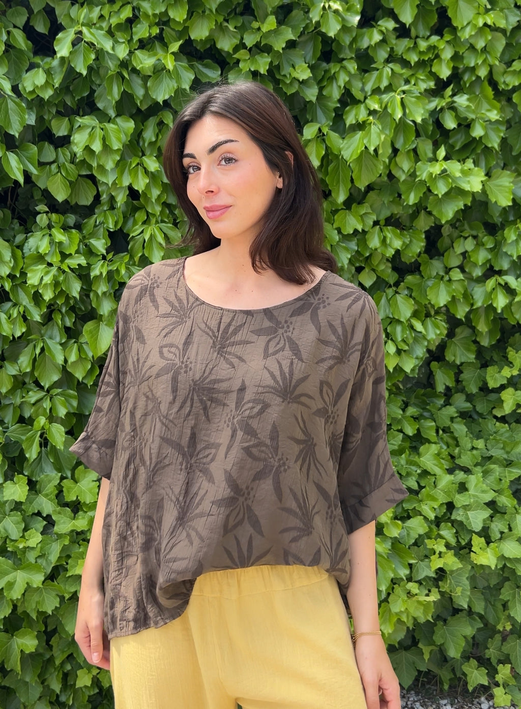 Blusa Hojas choco