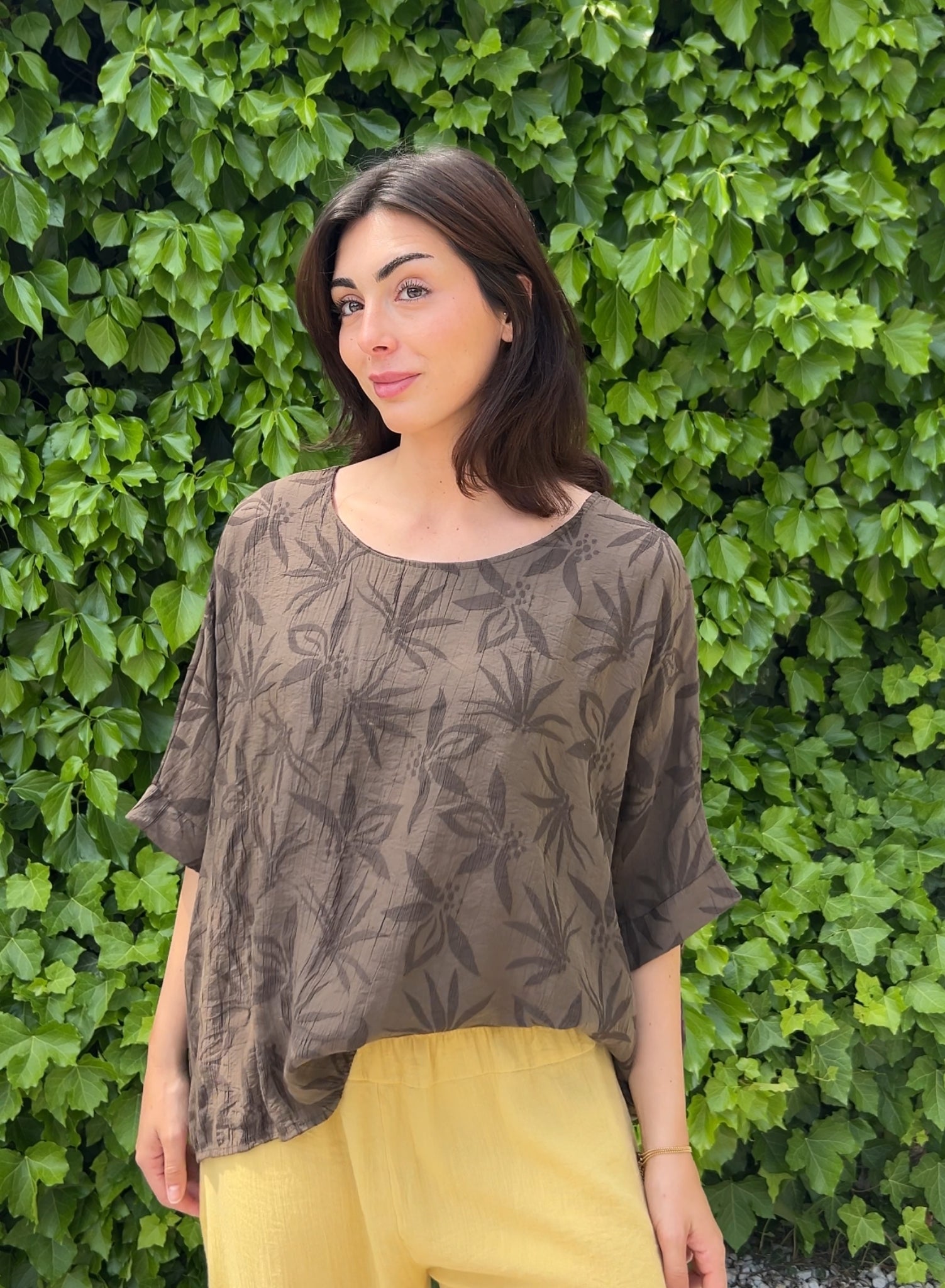 Blusa Hojas choco