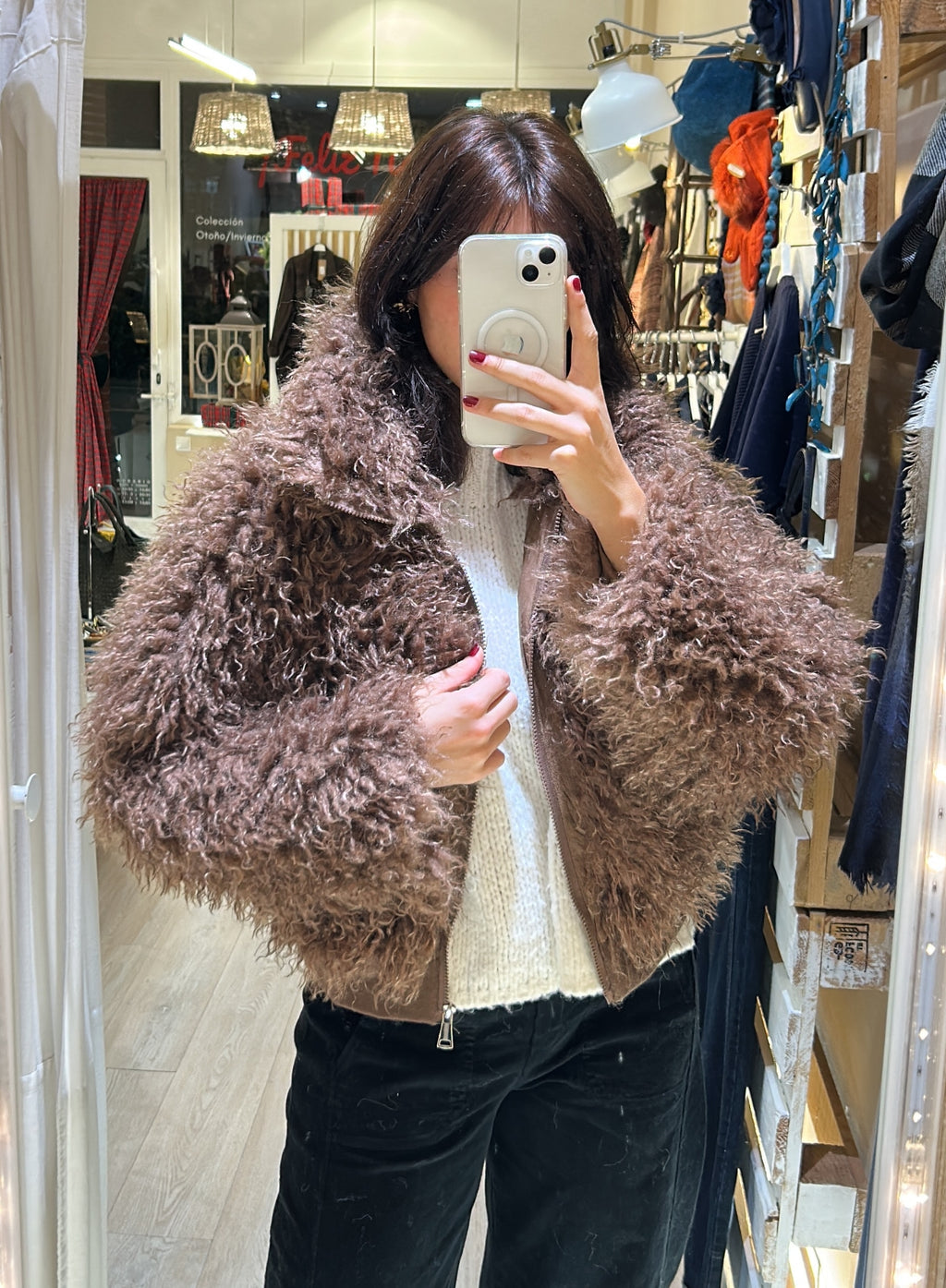 Abrigo rizo choco
