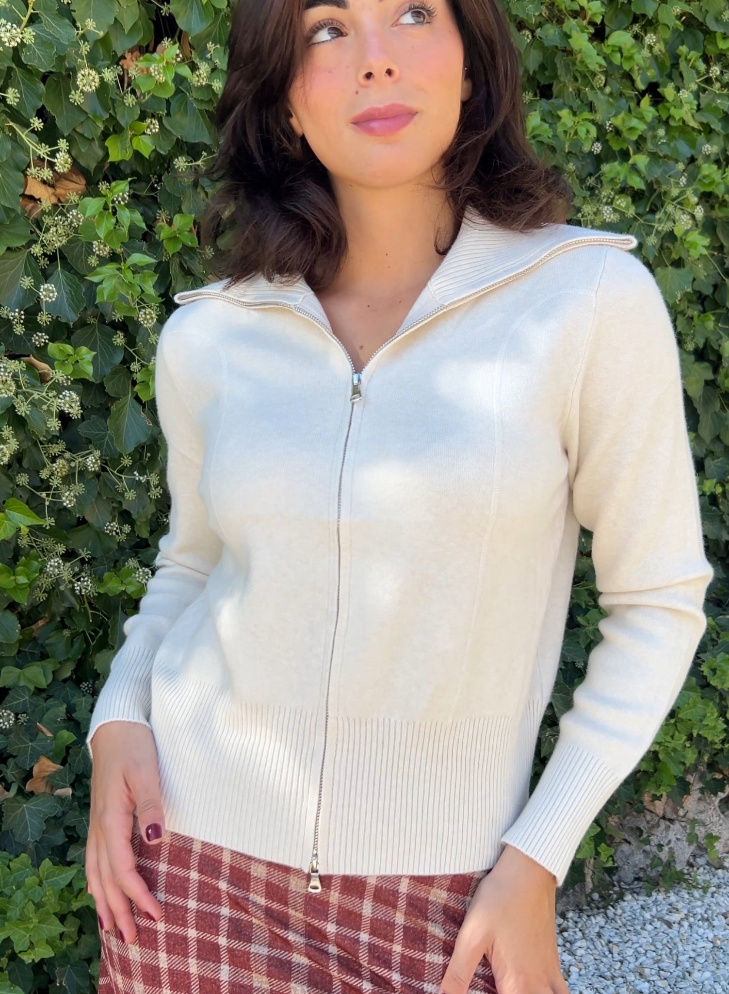 Chaqueta cremallera crudo
