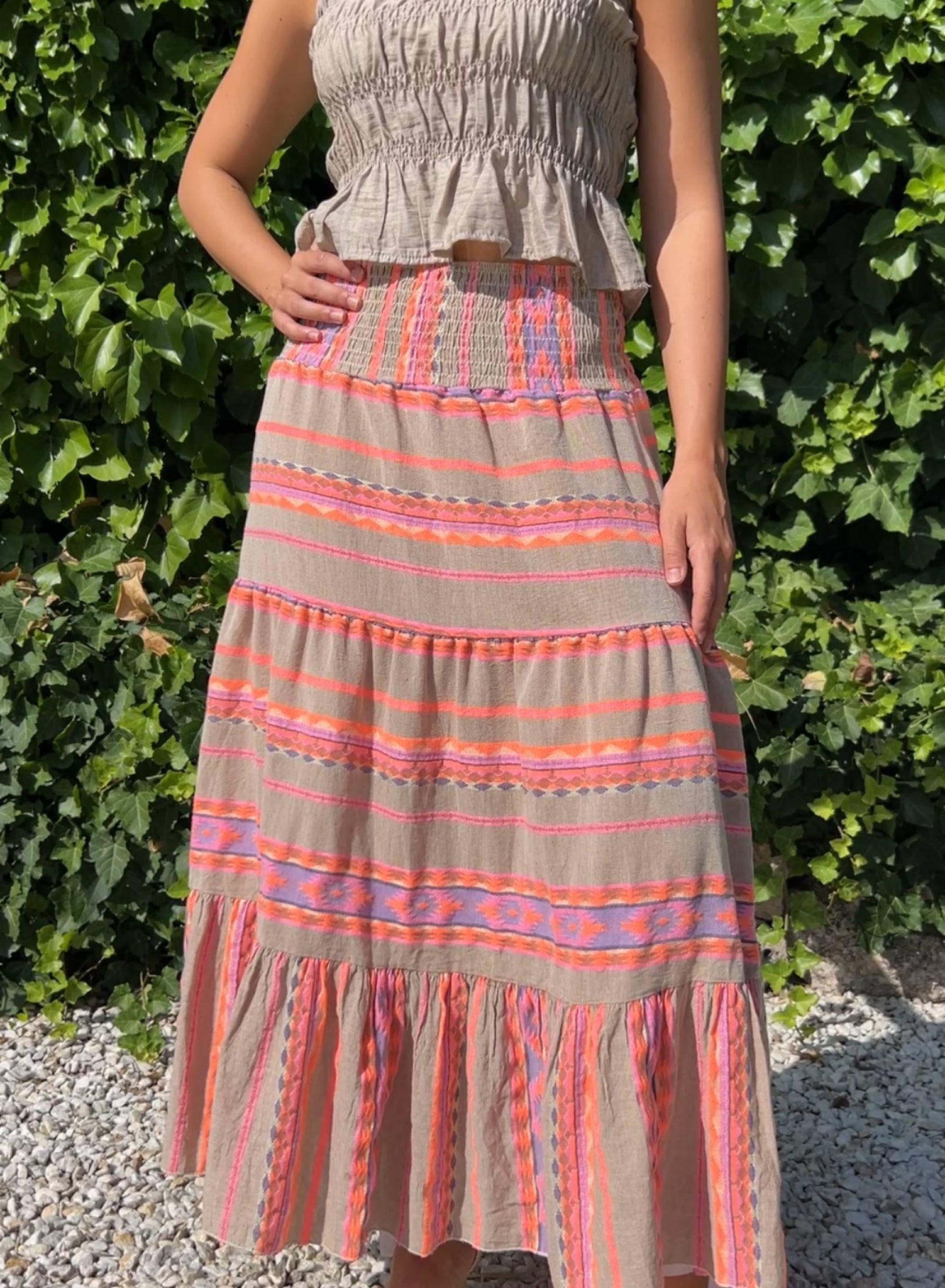 Falda étnica beige