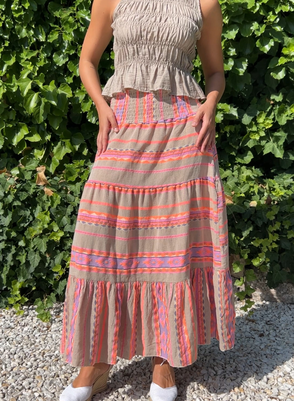 Falda étnica beige
