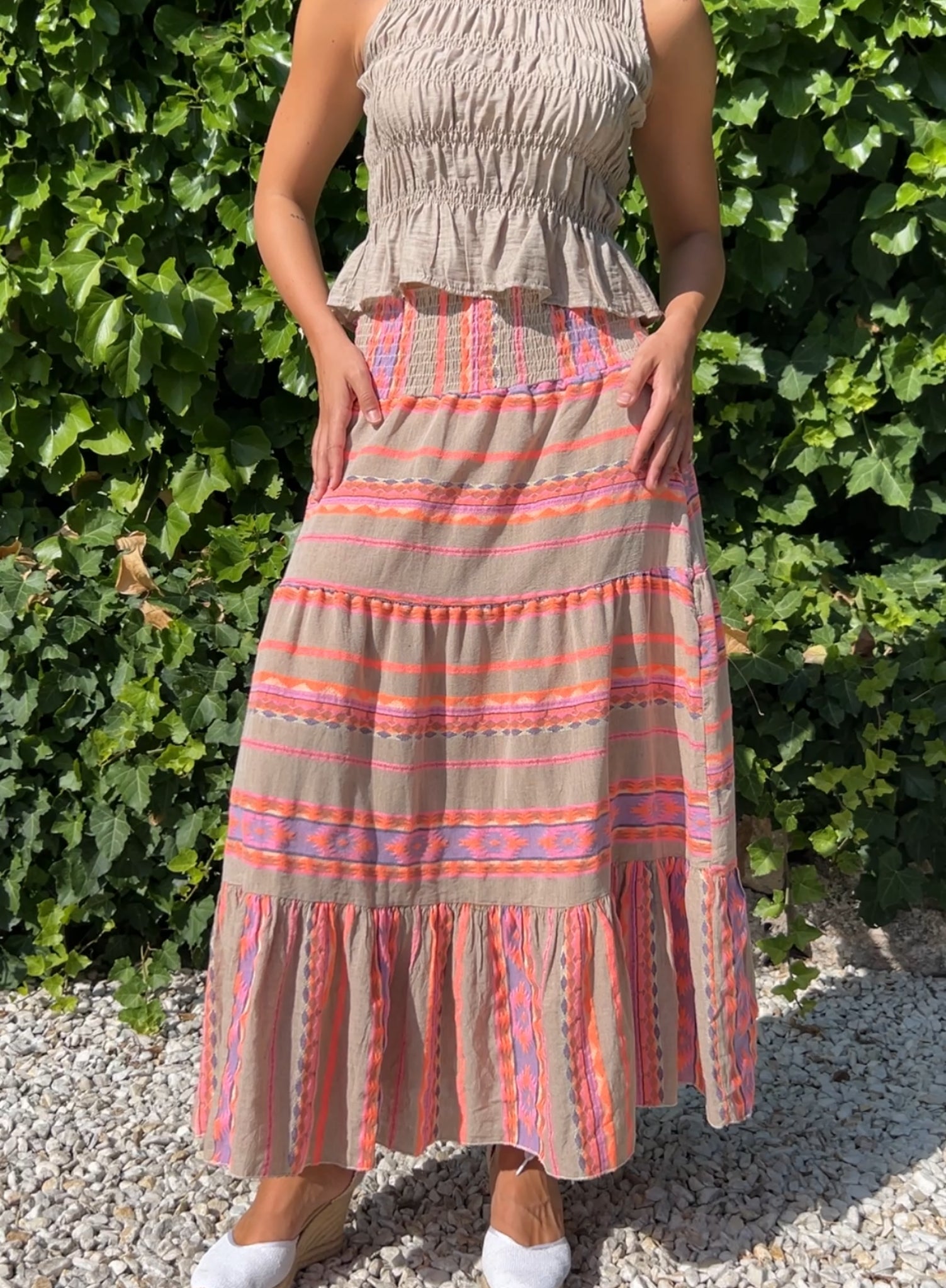 Falda étnica beige
