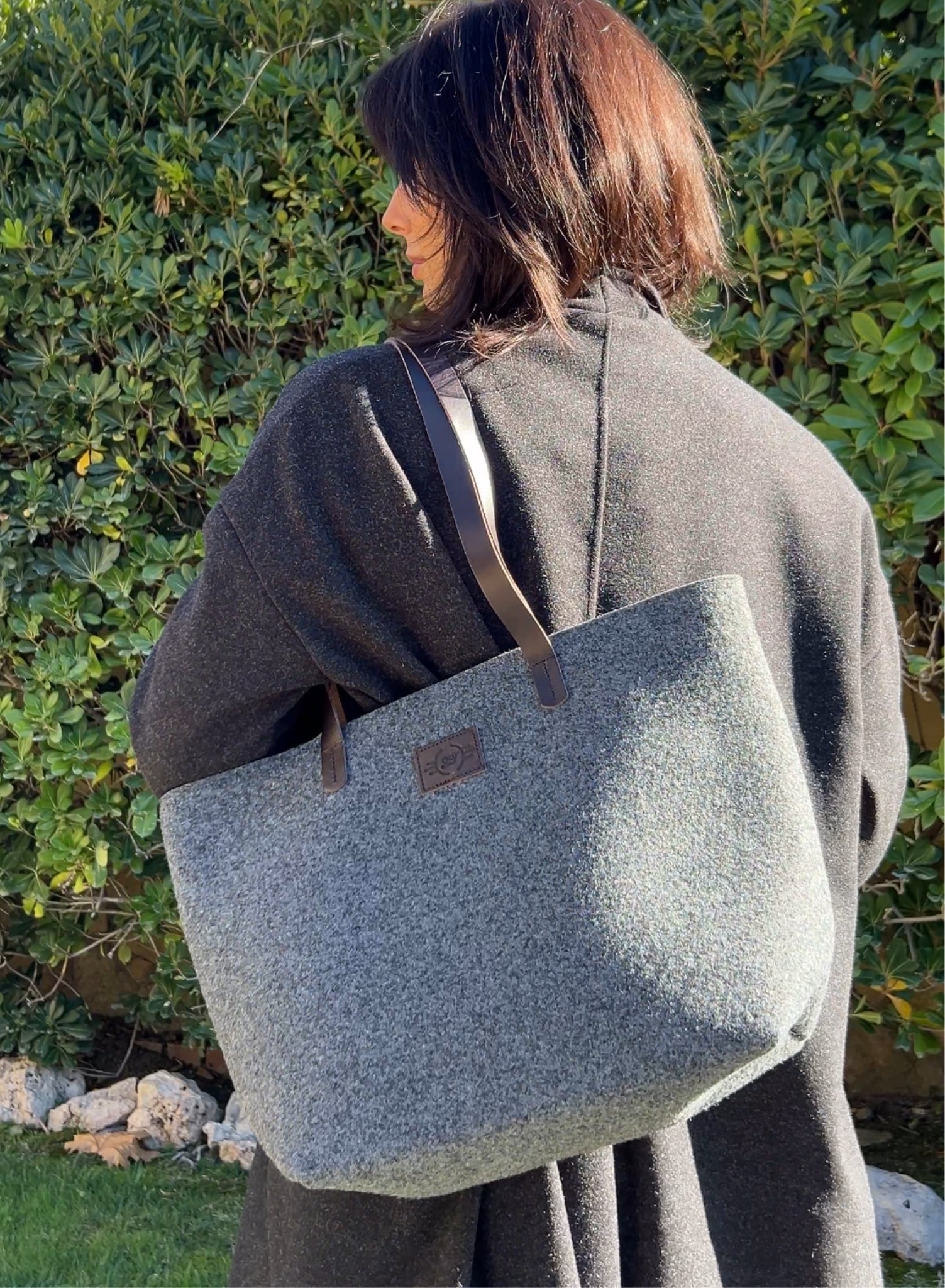 Bolso fieltro gris