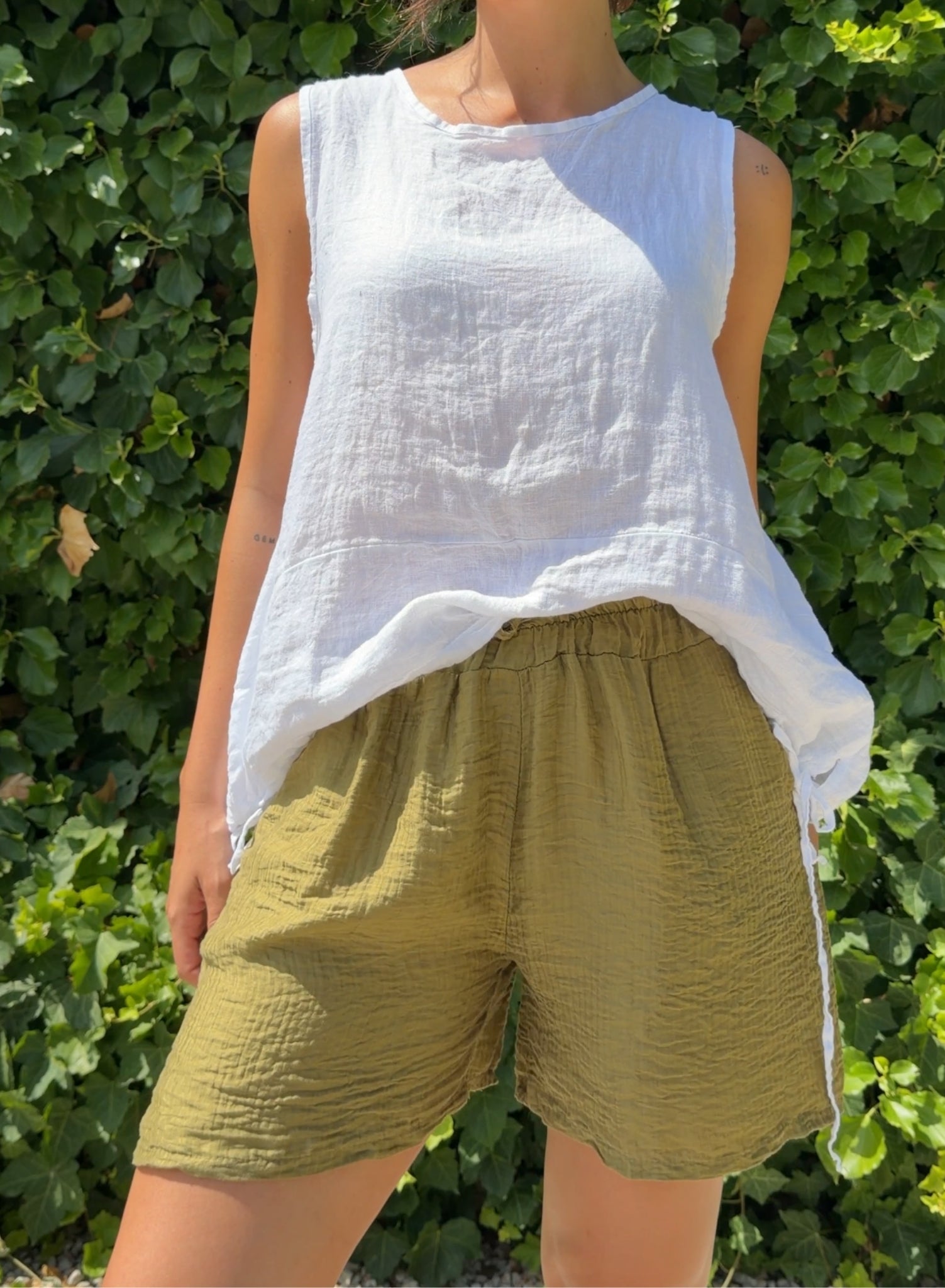 Short bambula oliva