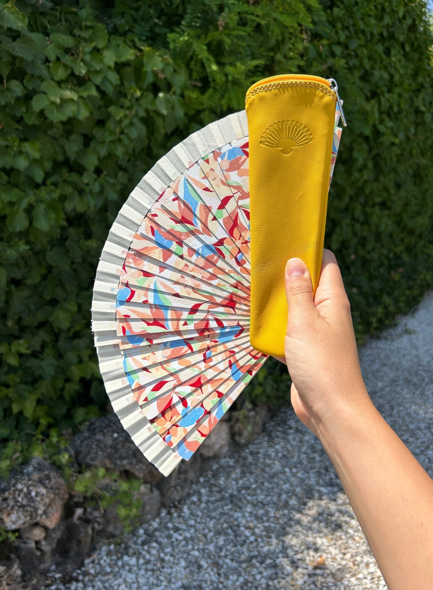 Abanico mini (disponible en varios colores)