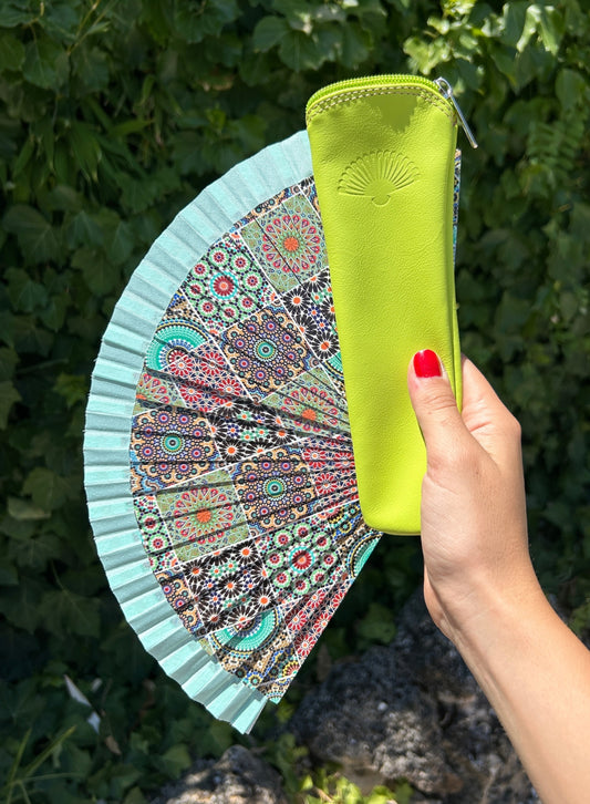 Abanico mini (disponible en varios colores)