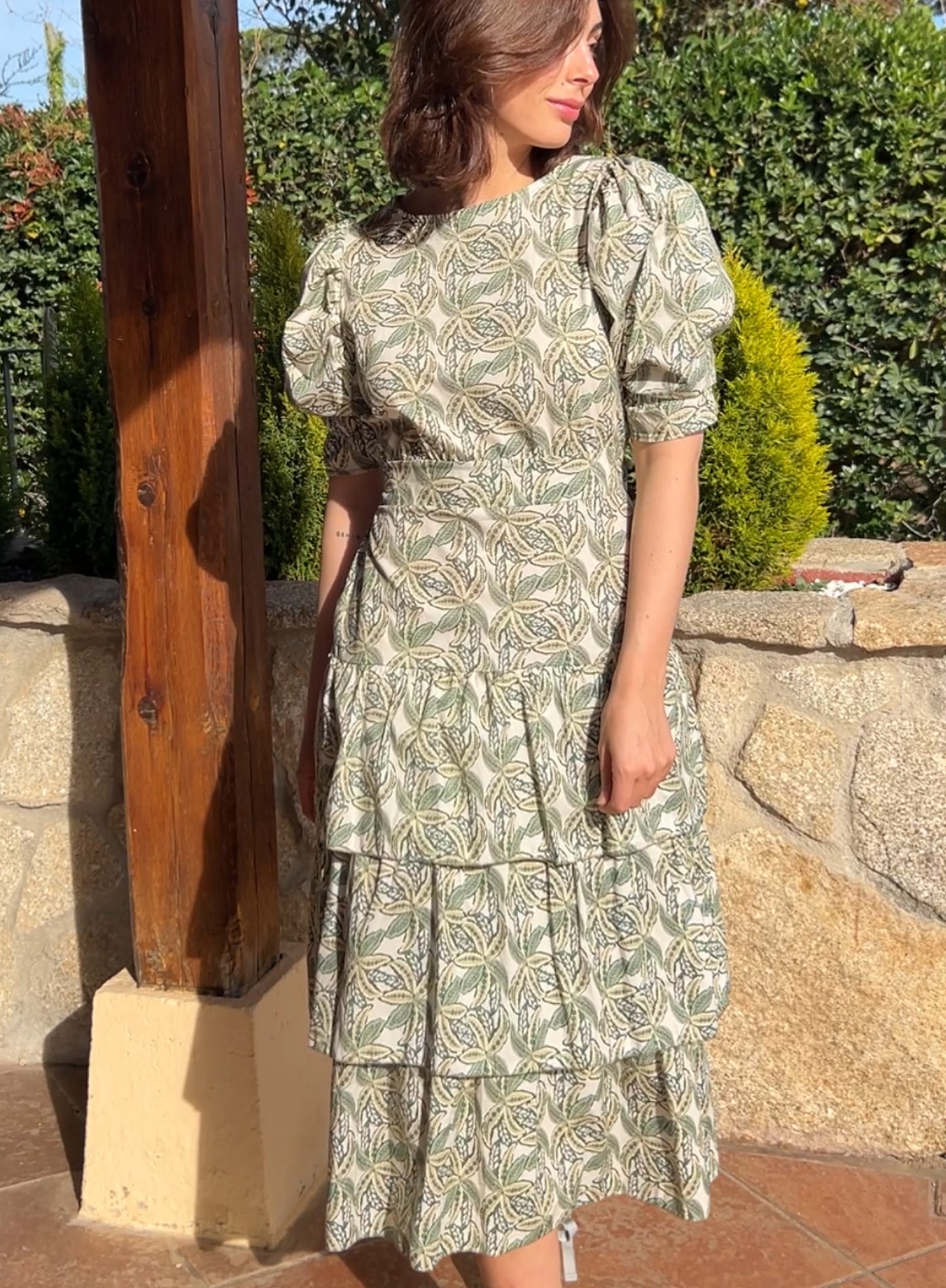 Vestido volantes verde