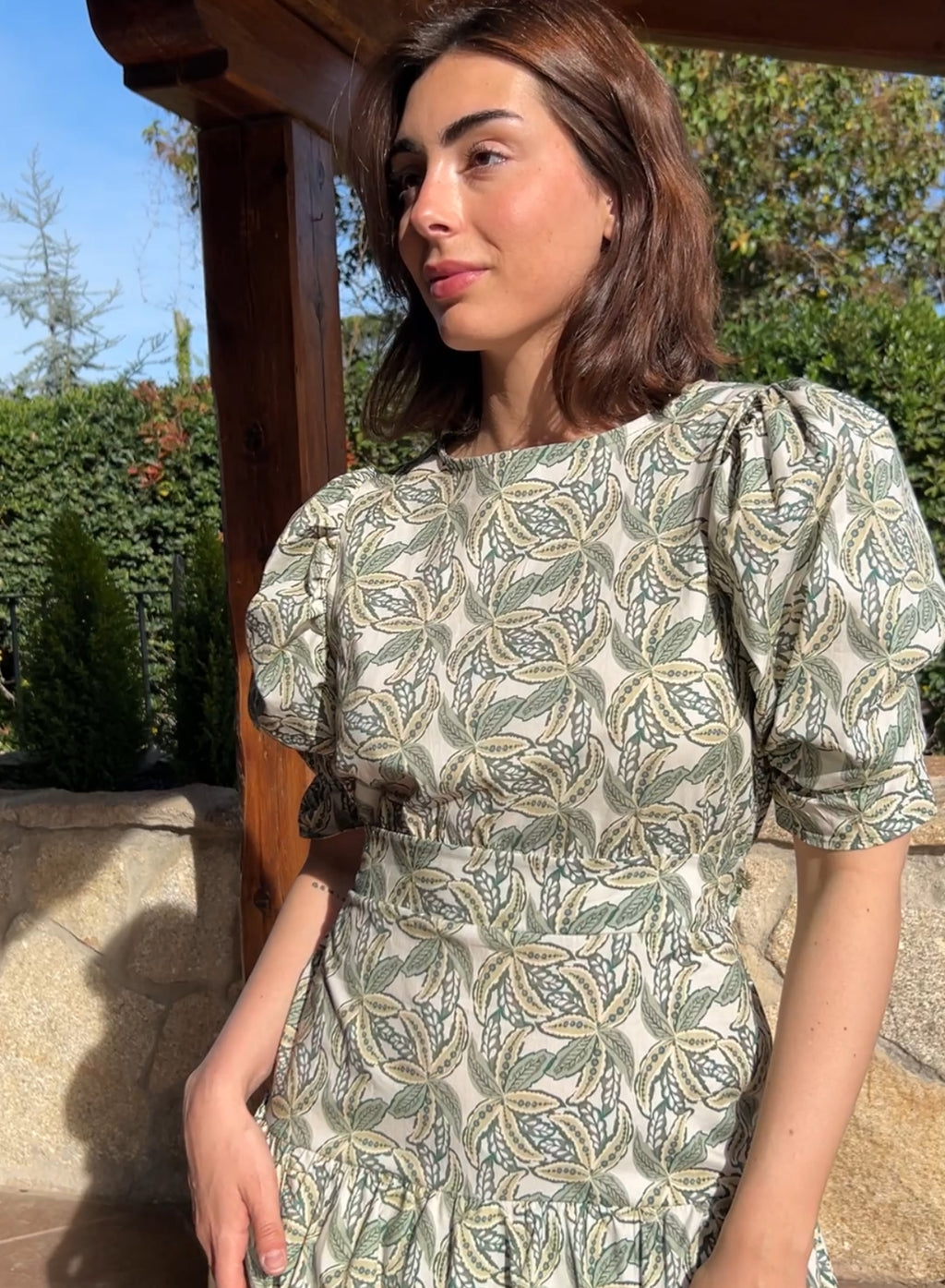 Vestido volantes verde