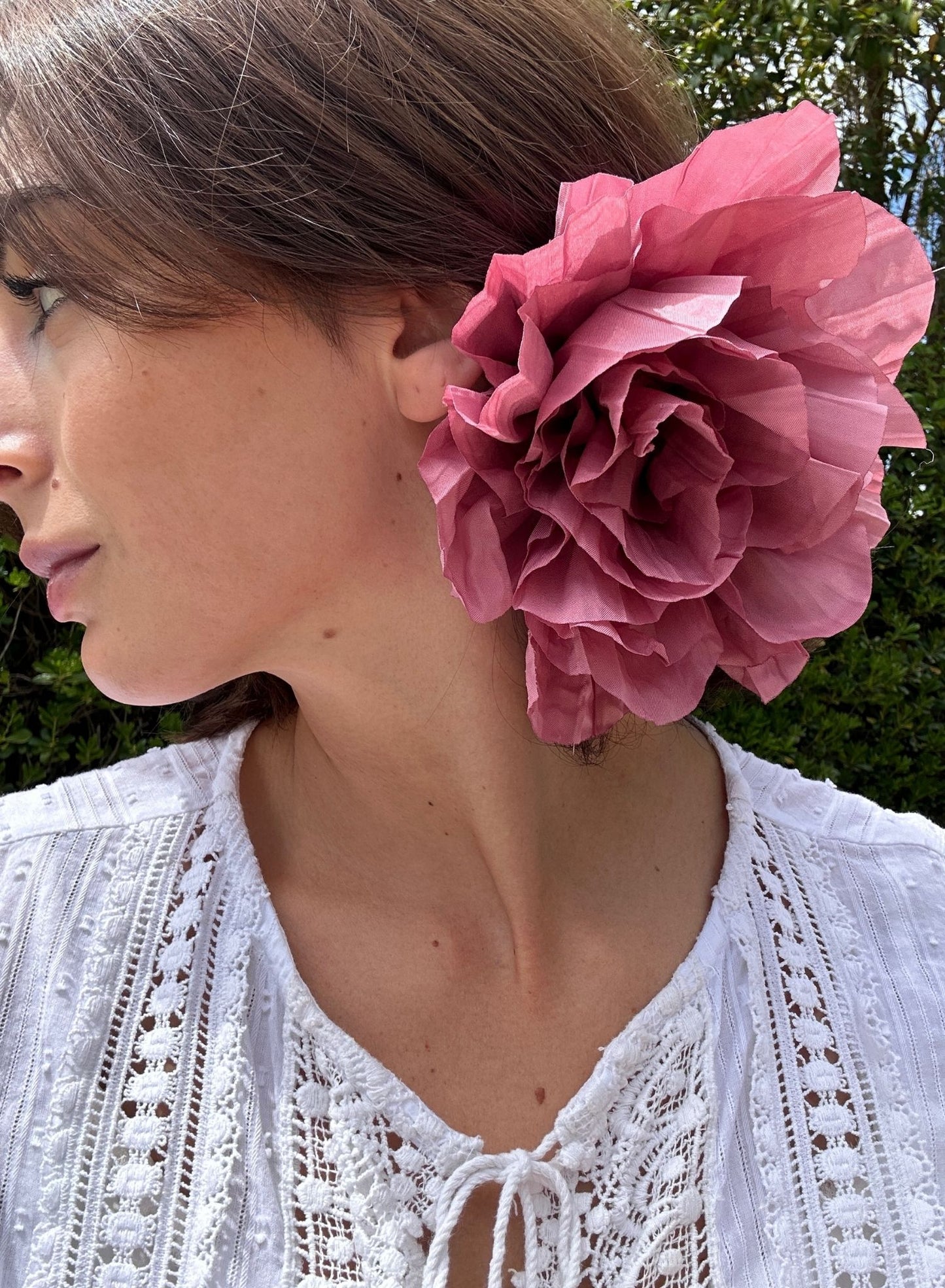 XL flower brooch (various colors)