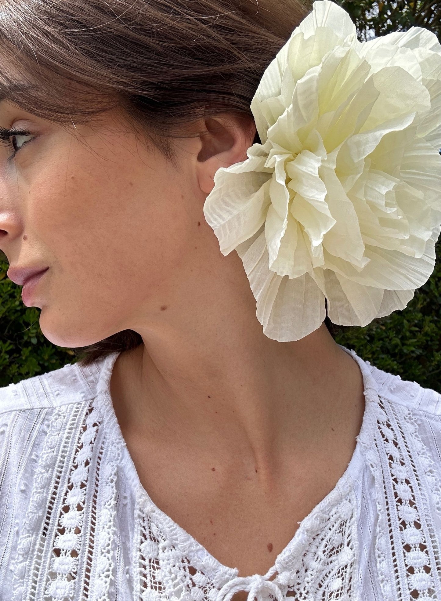 XL flower brooch (various colors)