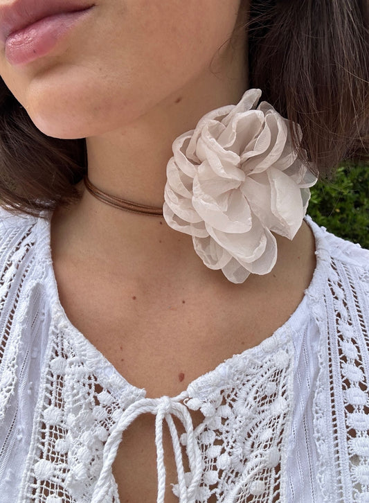 Ecru fabric flower choker