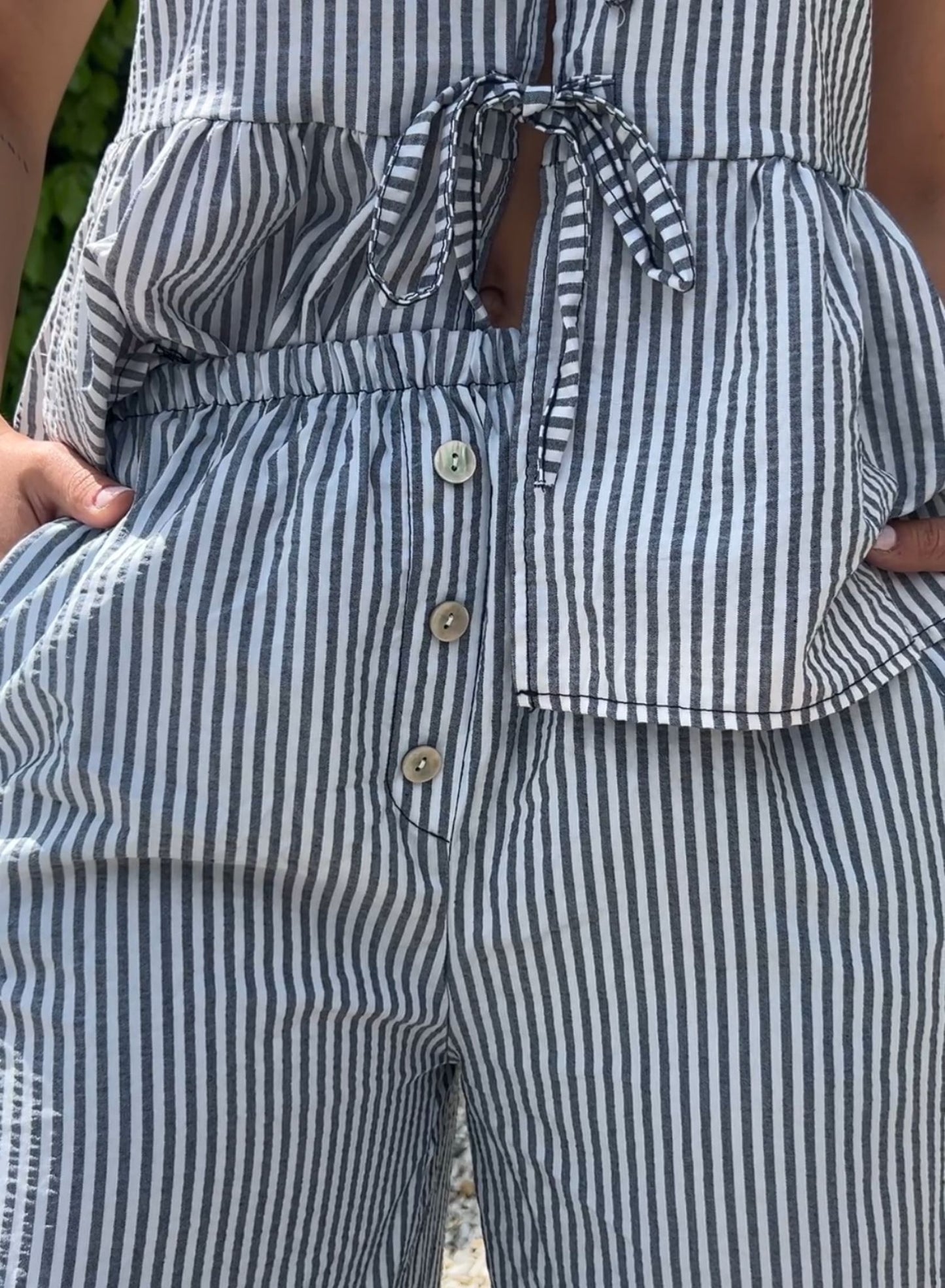 Pantalón gris
